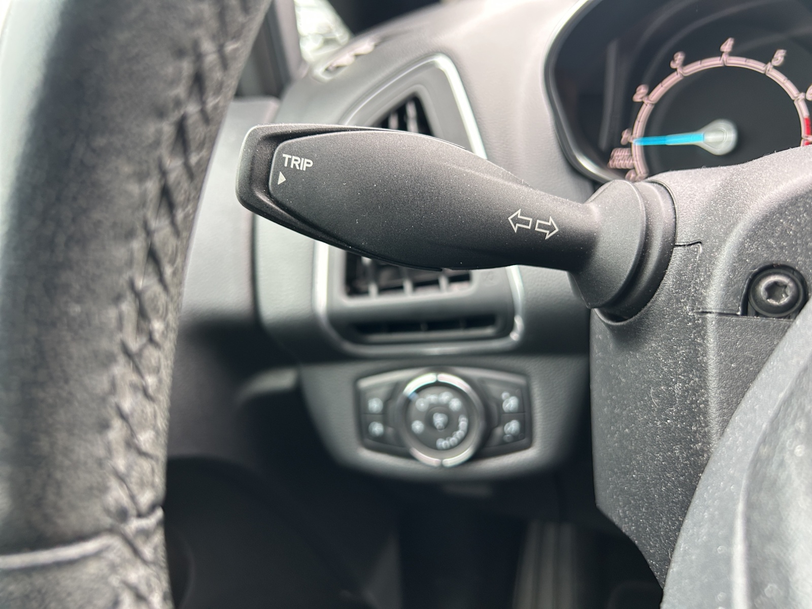 FORD B-Max 1.6 Ti-VCT Titanium PowerShift-image-18