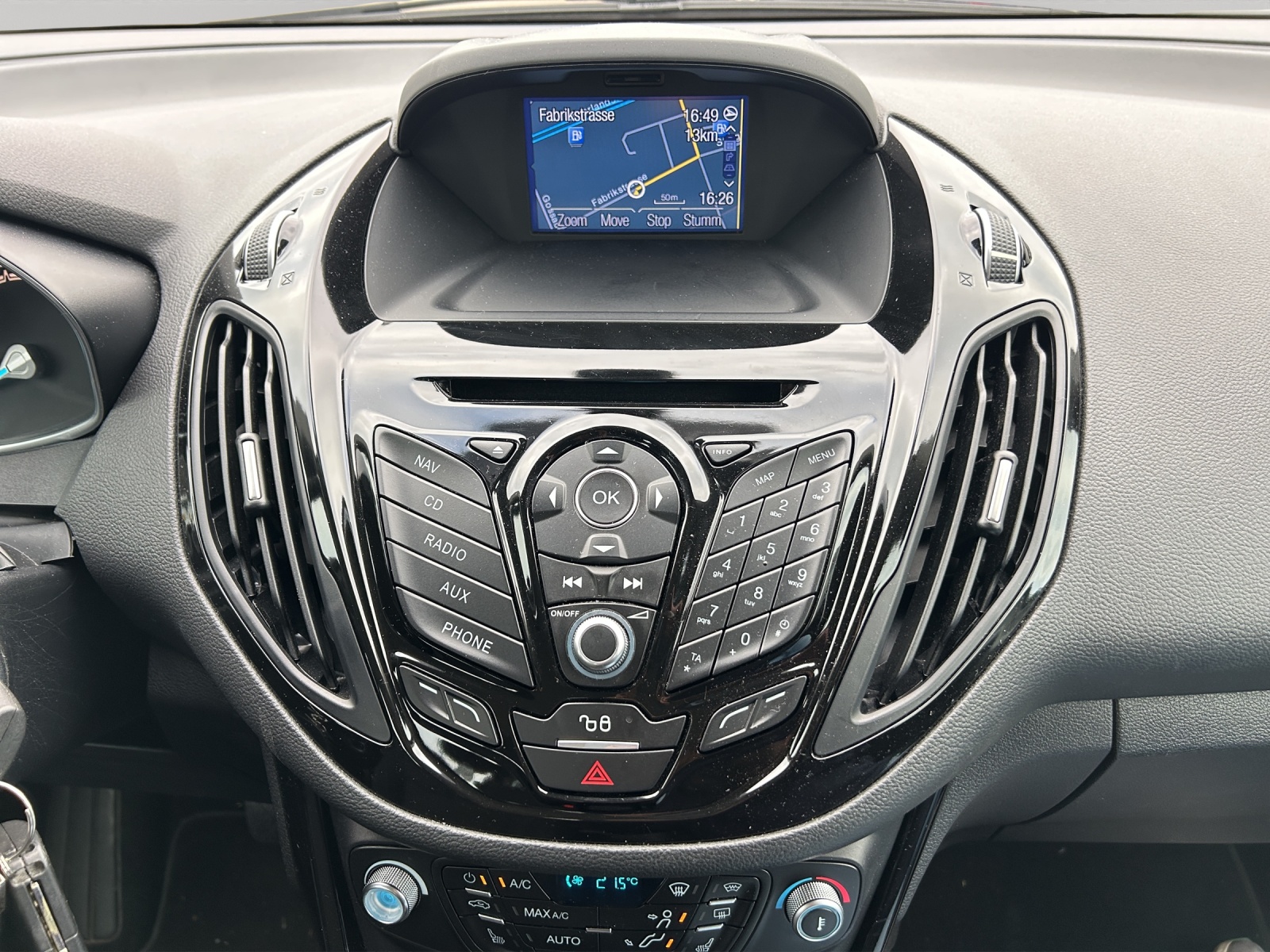 FORD B-Max 1.6 Ti-VCT Titanium PowerShift-image-11