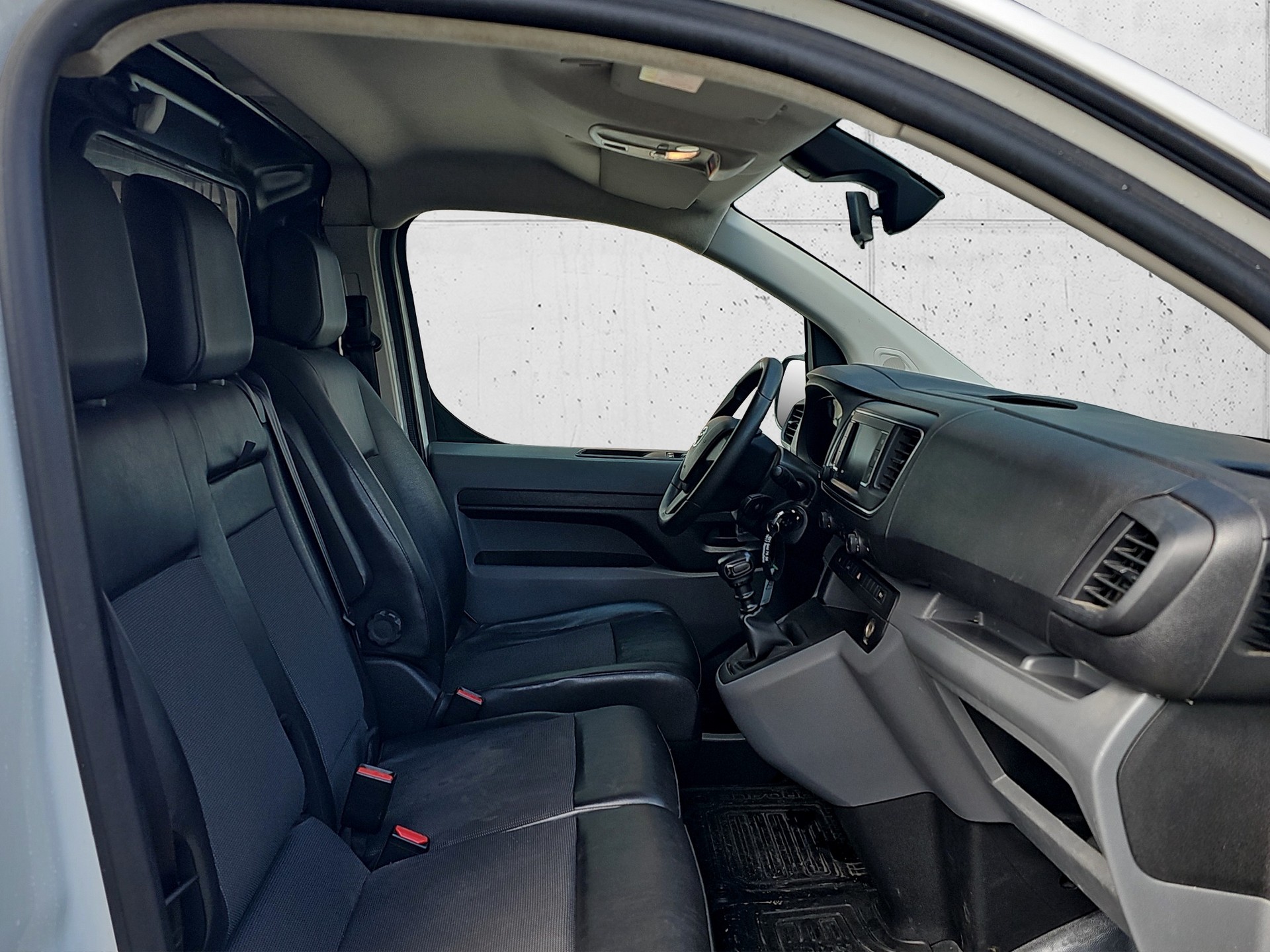TOYOTA Proace 1.5D s/s Panel Van L1 Terra-image-18