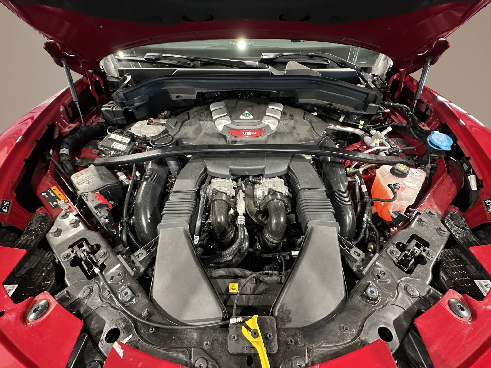ALFA ROMEO Stelvio 2.9 V6 Biturbo Q4 Quadrifoglio-image-18