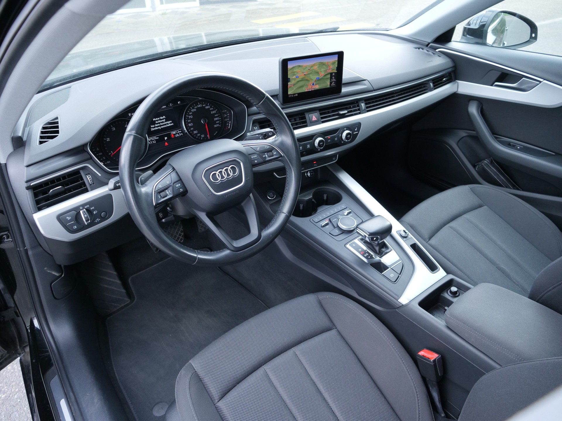 AUDI A4 Avant 2.0 TDI S-tronic-image-6