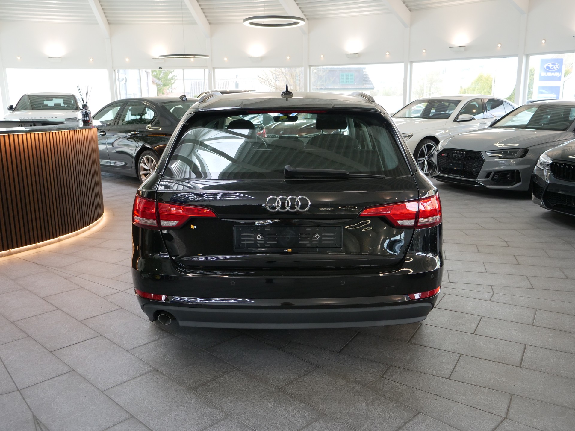 AUDI A4 Avant 2.0 TDI S-tronic-image-5