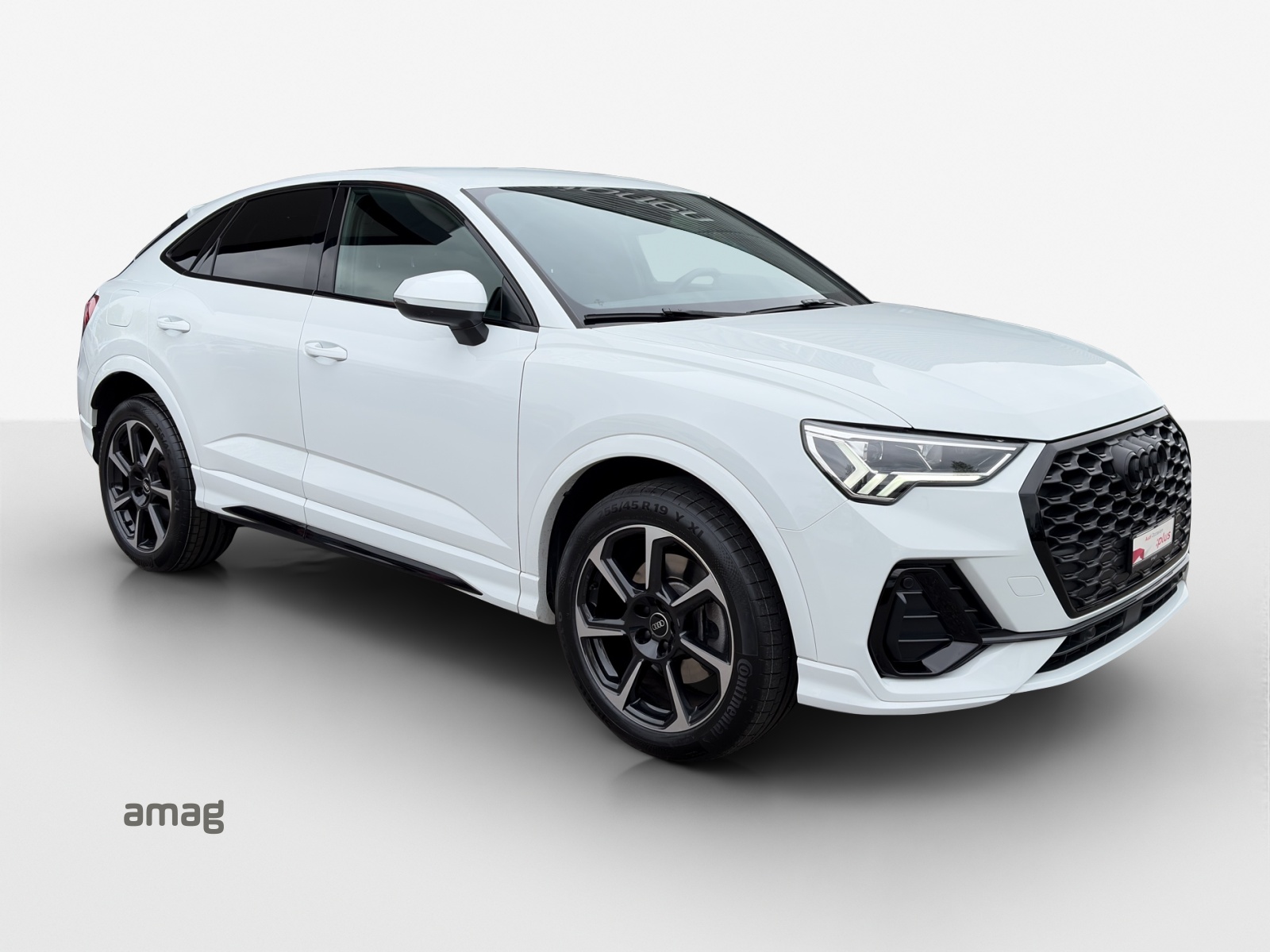 AUDI Q3 Sportback 45 TFSI e S line Attraction S-tronic-image-6