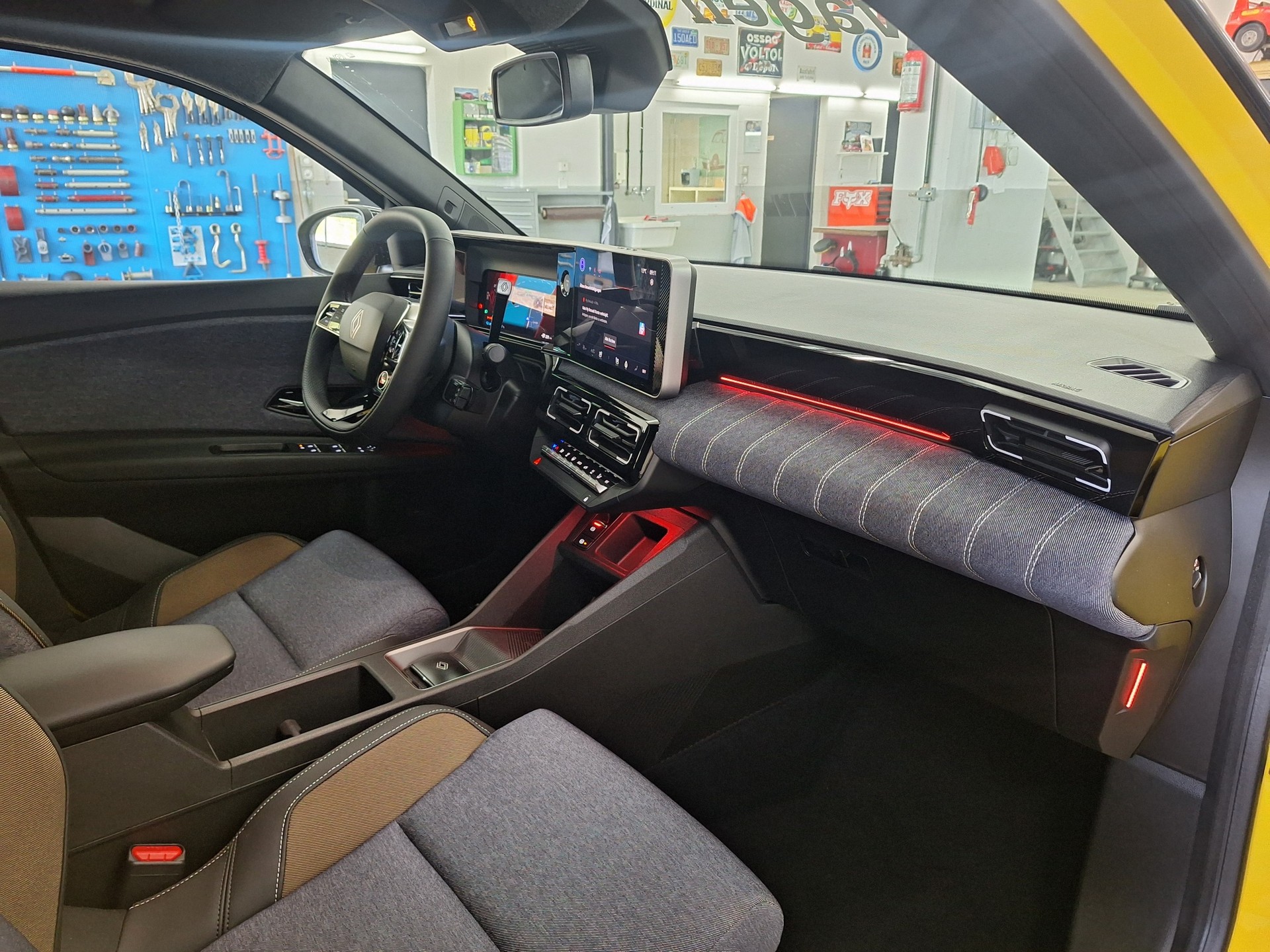 RENAULT R5 E-Tech Urban Range 40 kWh Techno⚡Keine Ablieferungspauschale⚡-image-19