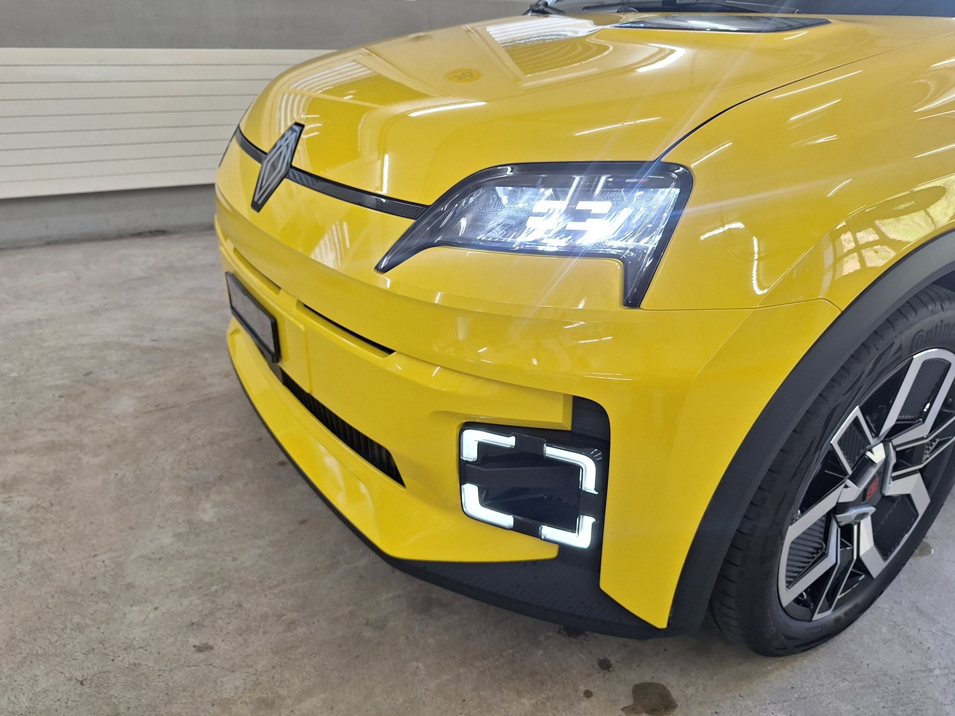 RENAULT R5 E-Tech Urban Range 40 kWh Techno⚡Keine Ablieferungspauschale⚡-image-6