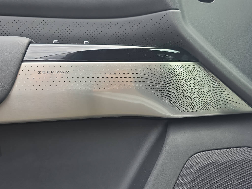 ZEEKR 7X Privilege AWD-image-18