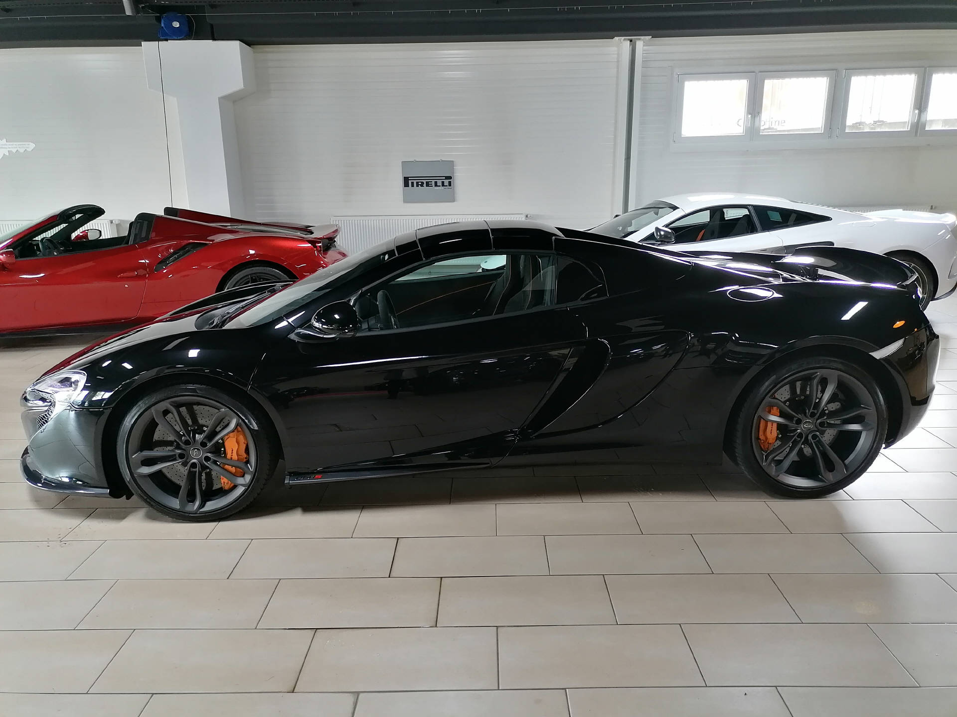 McLAREN 650S Spider 3.8 V8 SSG-image-24