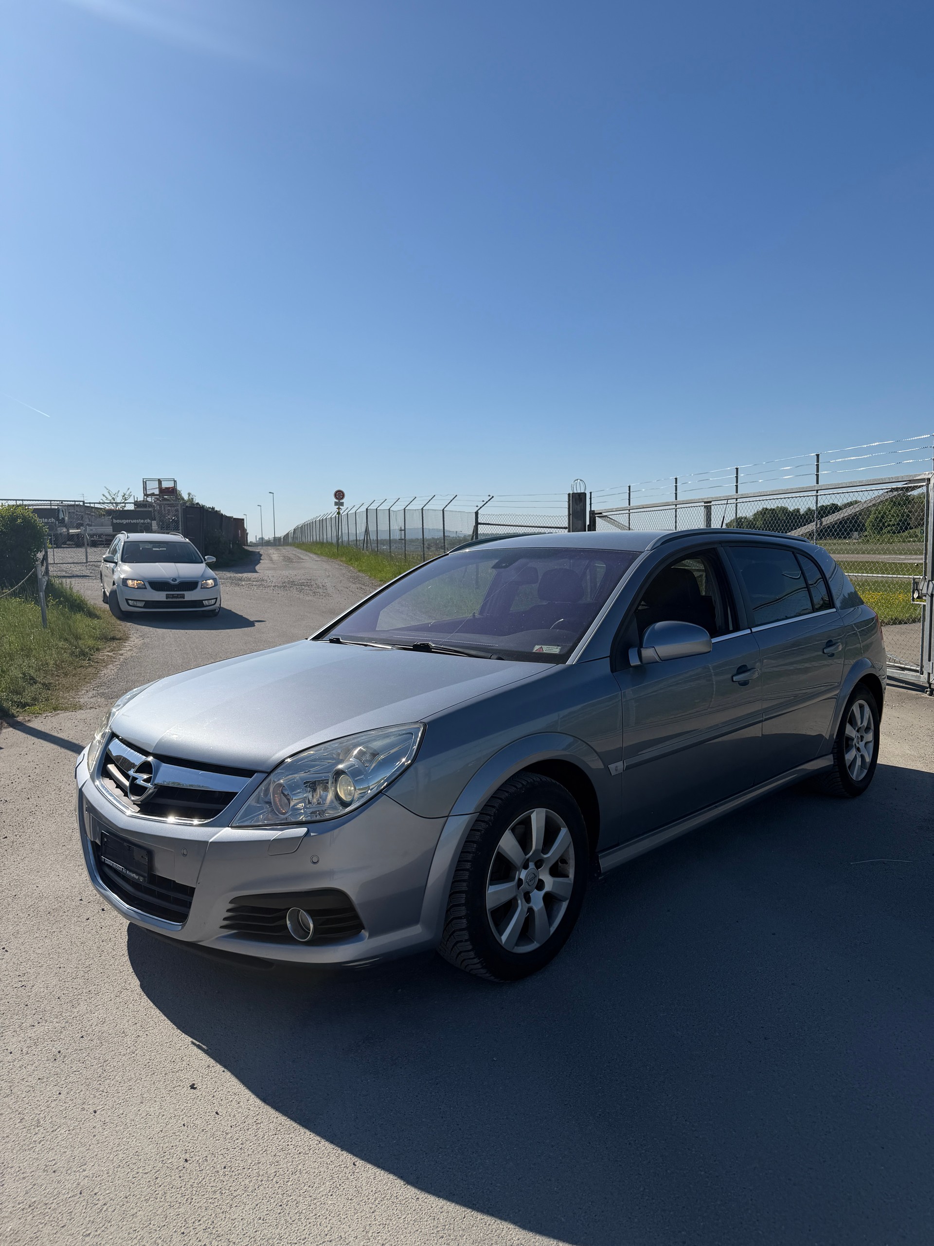 OPEL Signum 2.8 Turbo V6 Elegance Automatic-image-2