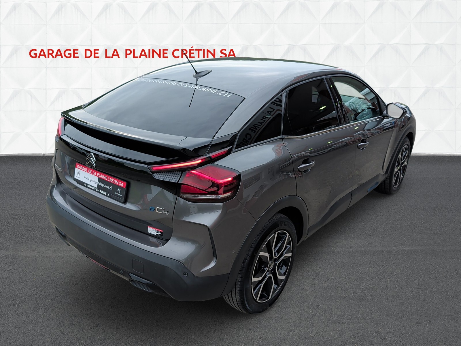 CITROEN C4 Electric Shine-image-5