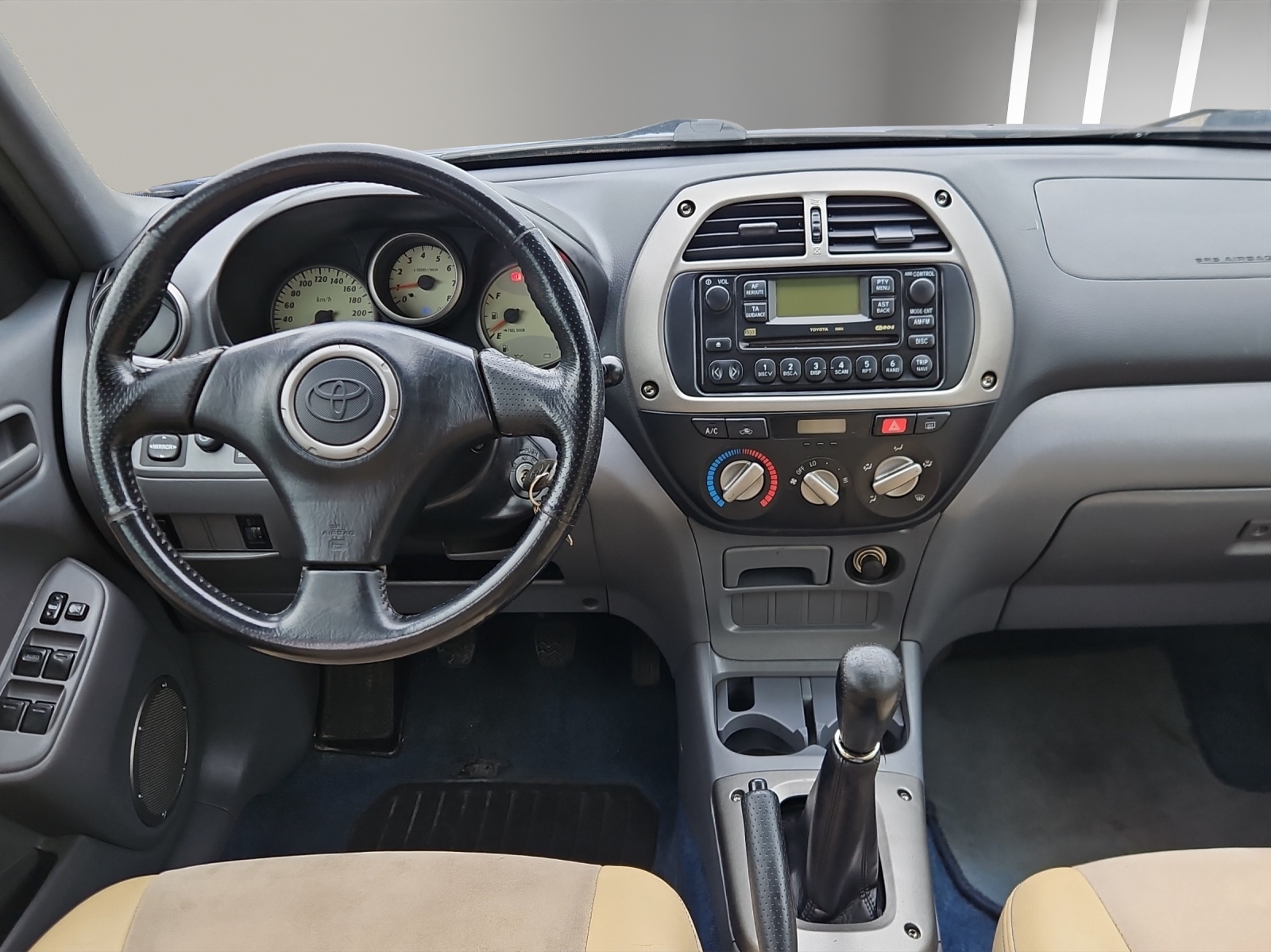 TOYOTA RAV-4 2.0 16V Linea Terra-image-11