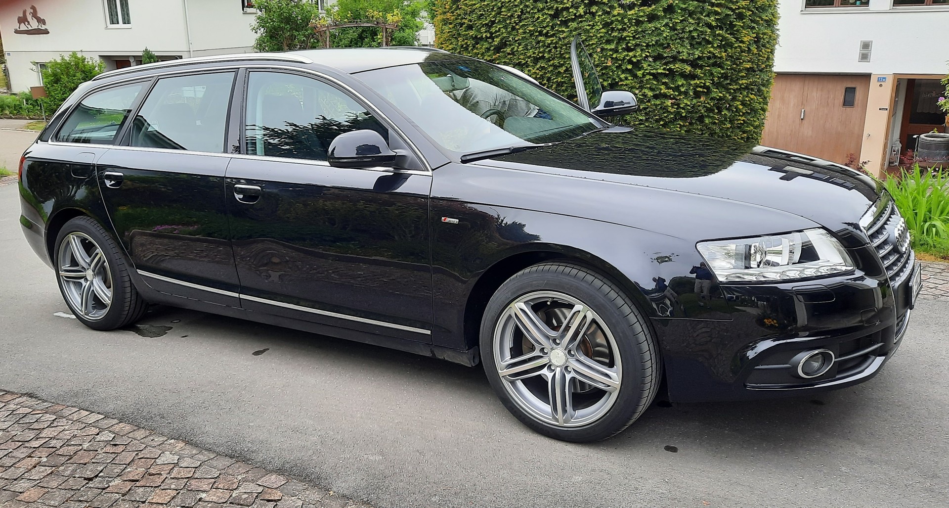AUDI A6 Avant 2.0 TFSI-image-0