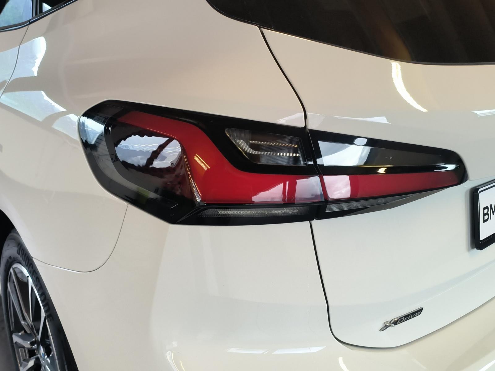 BMW 223d xDrive SDKG Active Tourer-image-22