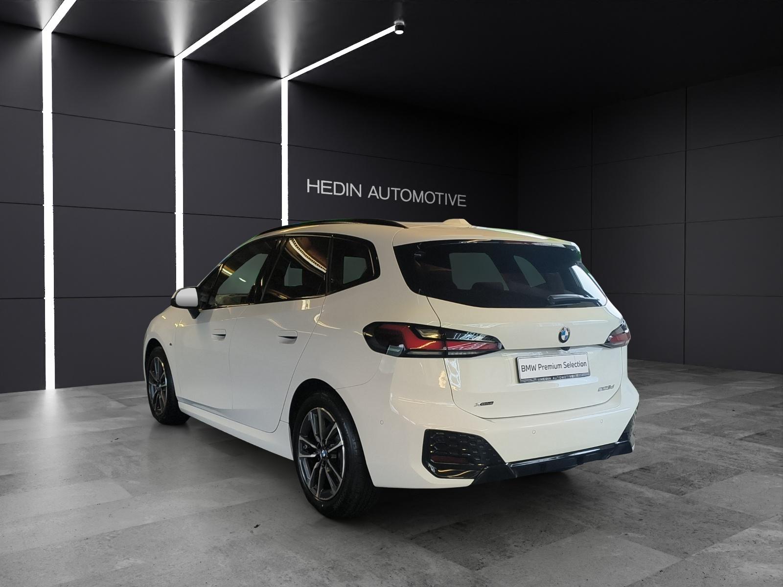 BMW 223d xDrive SDKG Active Tourer-image-2