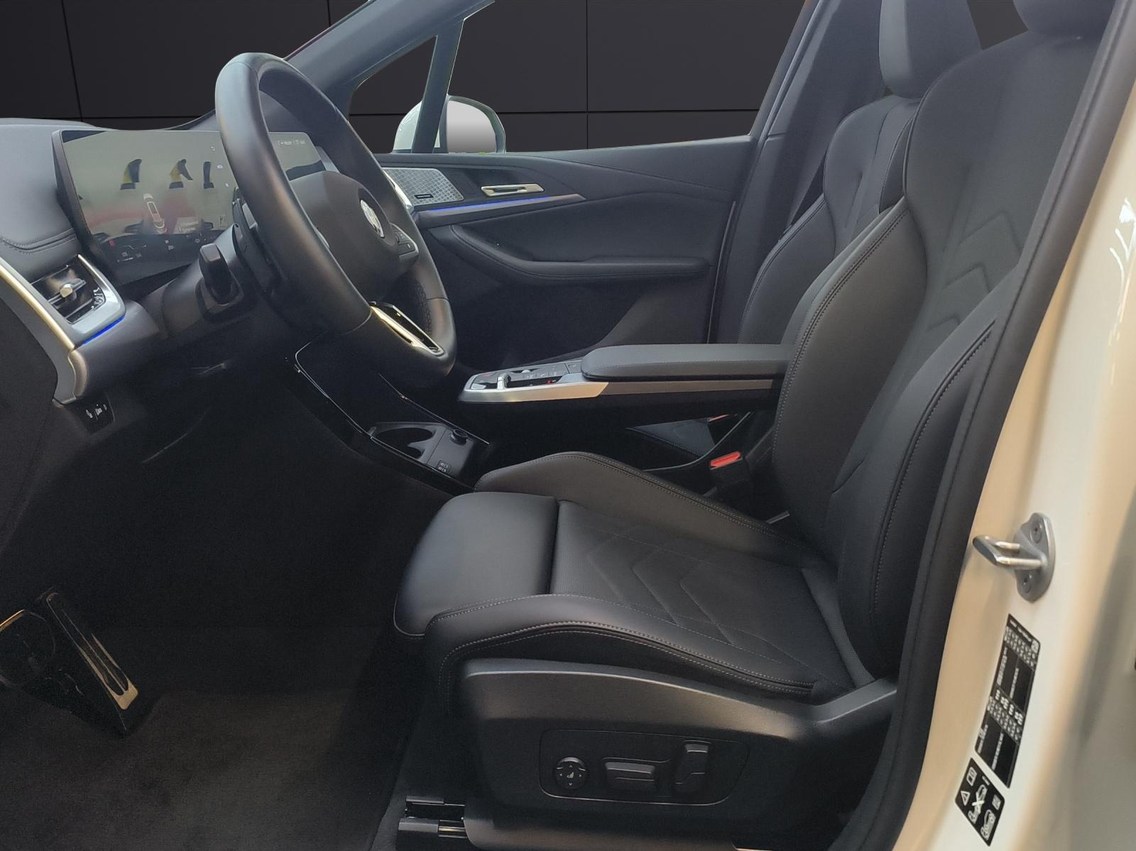 BMW 223d xDrive SDKG Active Tourer-image-11