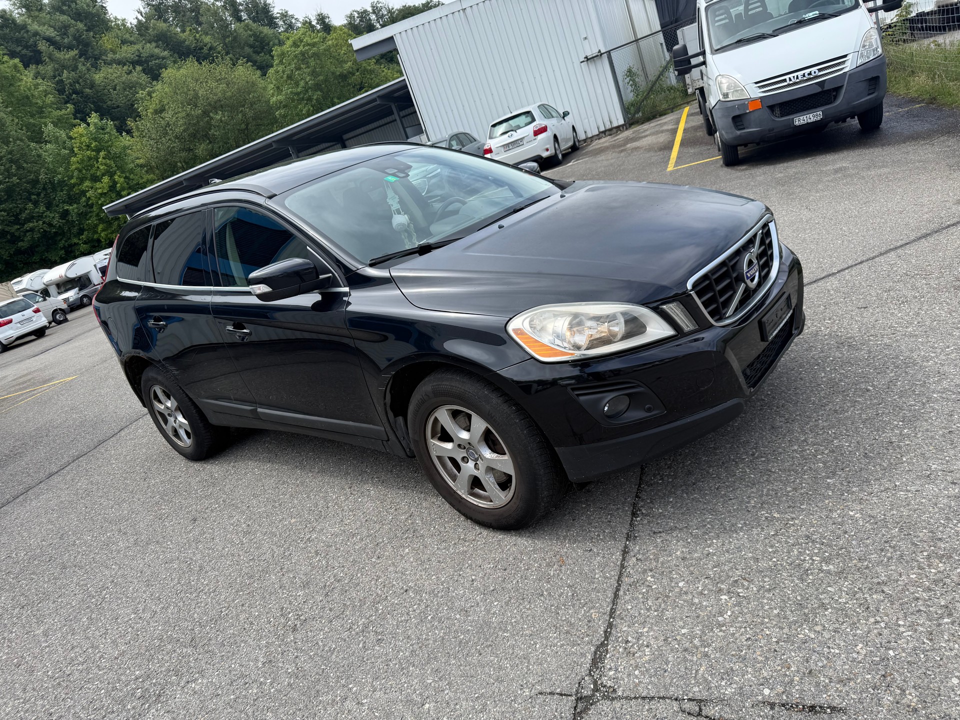 VOLVO XC60 2.4D AWD Geartronic-image-2