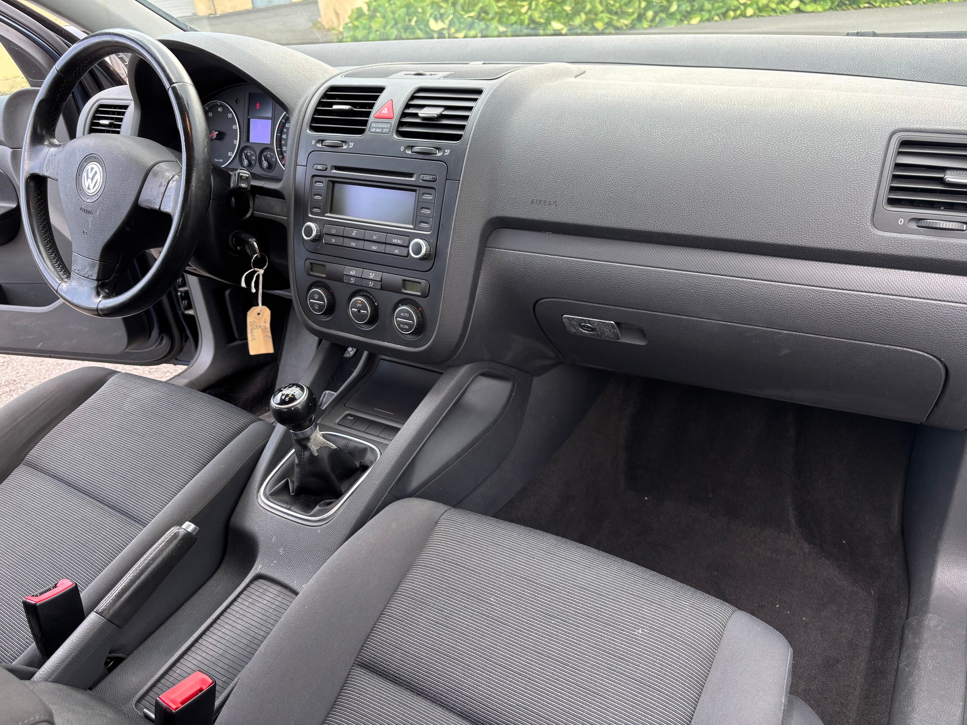 VW Golf 1.6 FSI Comfortline-image-12