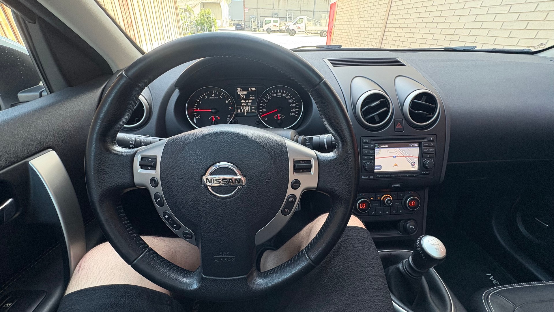 NISSAN Qashqai 2.0 4WD tekna-image-6