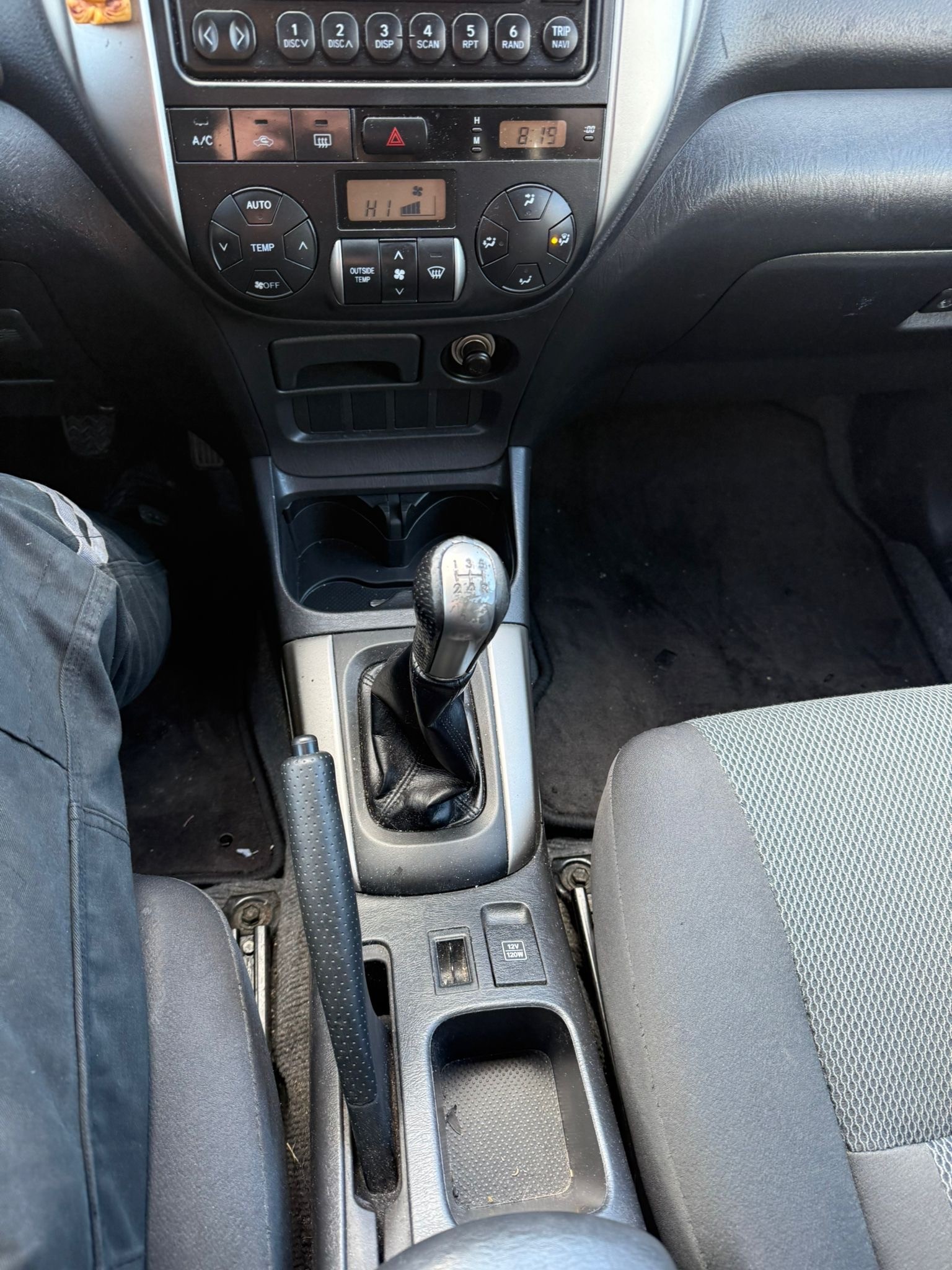 TOYOTA RAV-4 2.0 16V Linea Terra-image-12