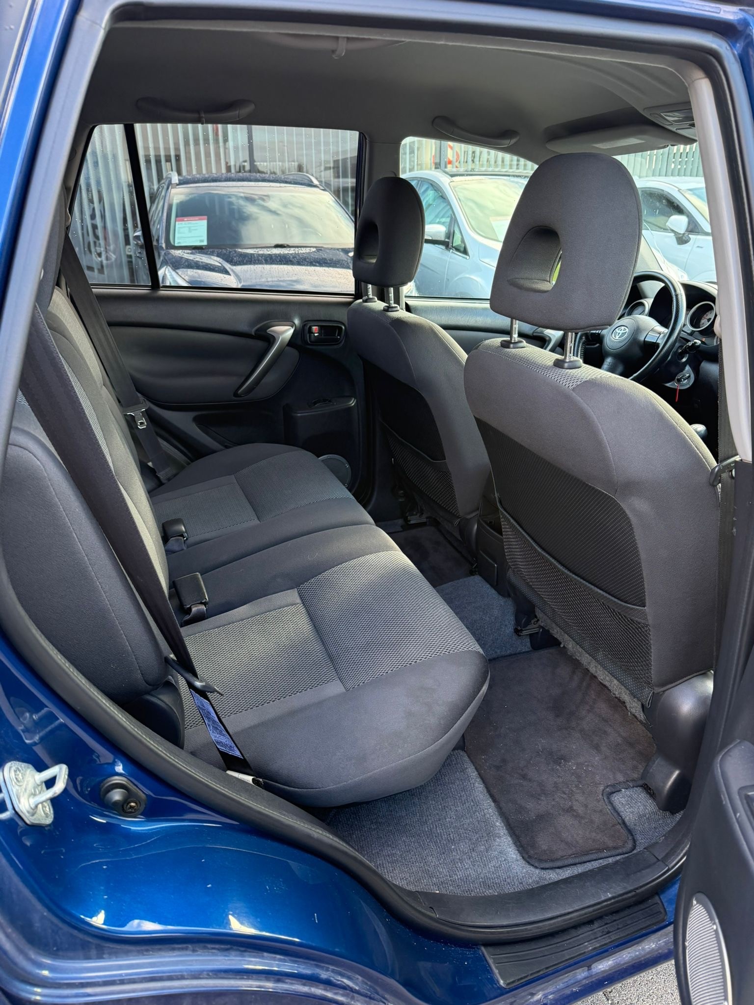 TOYOTA RAV-4 2.0 16V Linea Terra-image-18