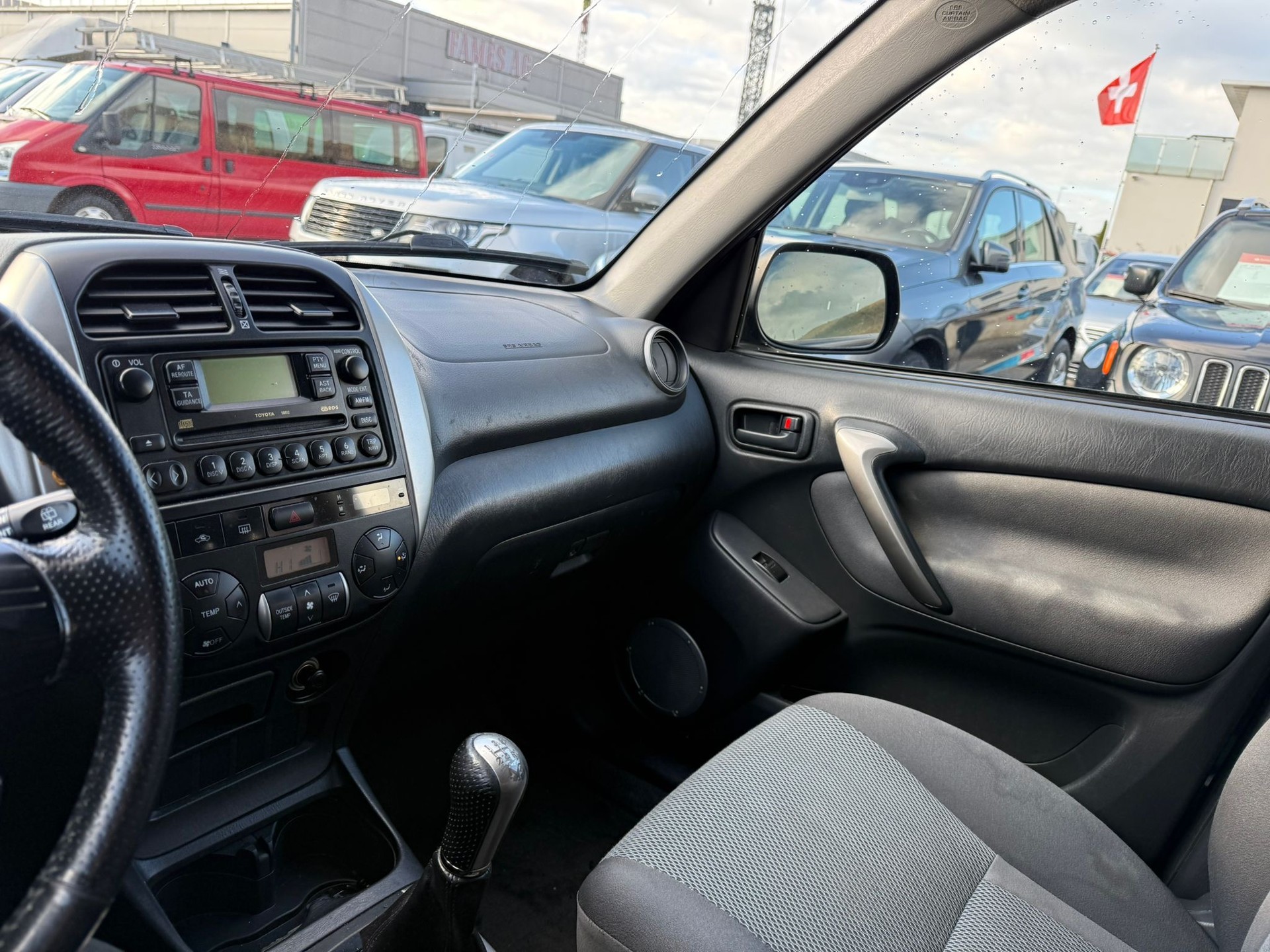 TOYOTA RAV-4 2.0 16V Linea Terra-image-16