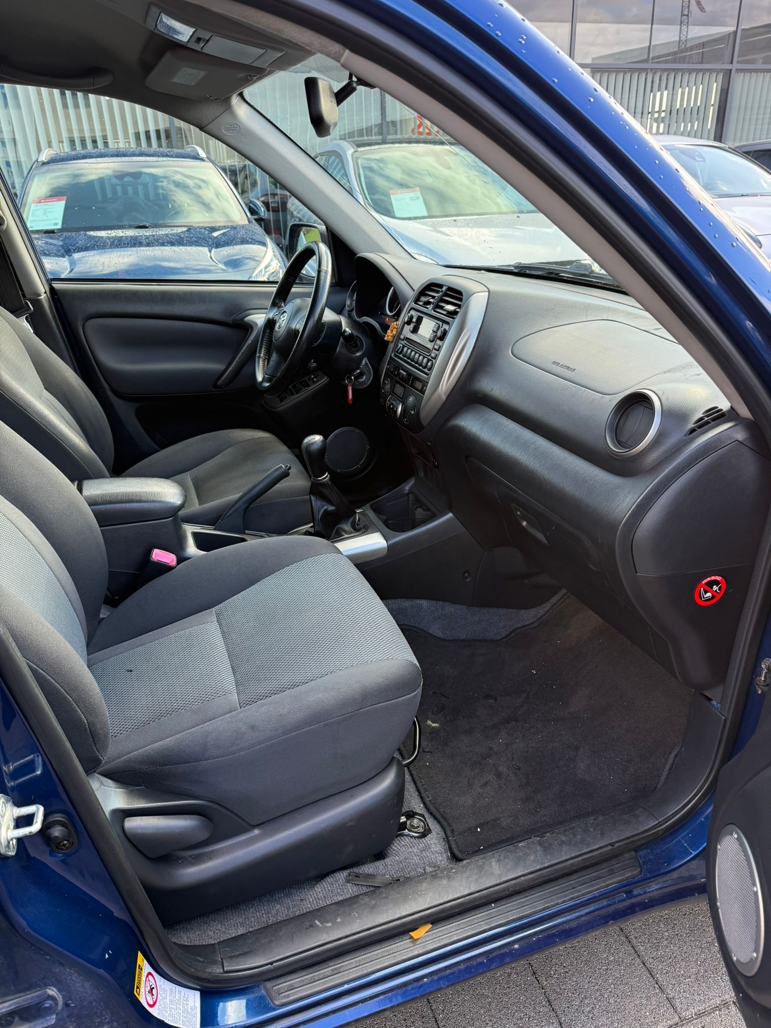TOYOTA RAV-4 2.0 16V Linea Terra-image-15