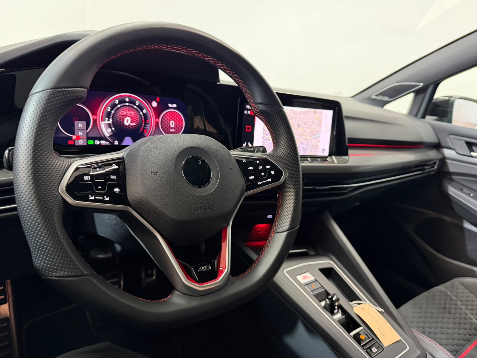 VW Golf 2.0 TSI GTI Clubsport 45 DSG-image-7