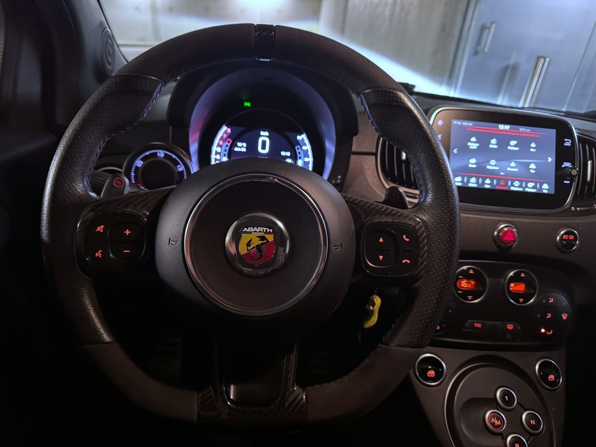 FIAT 595 1.4 16V Turbo Abarth Competizione Dualogic-image-11