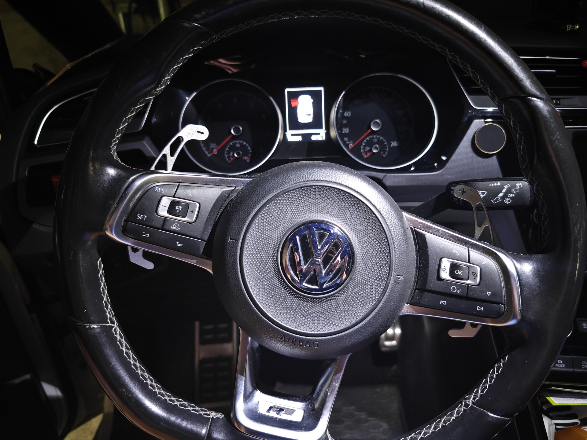 VW 1.8 TSI Sport DSG-image-2