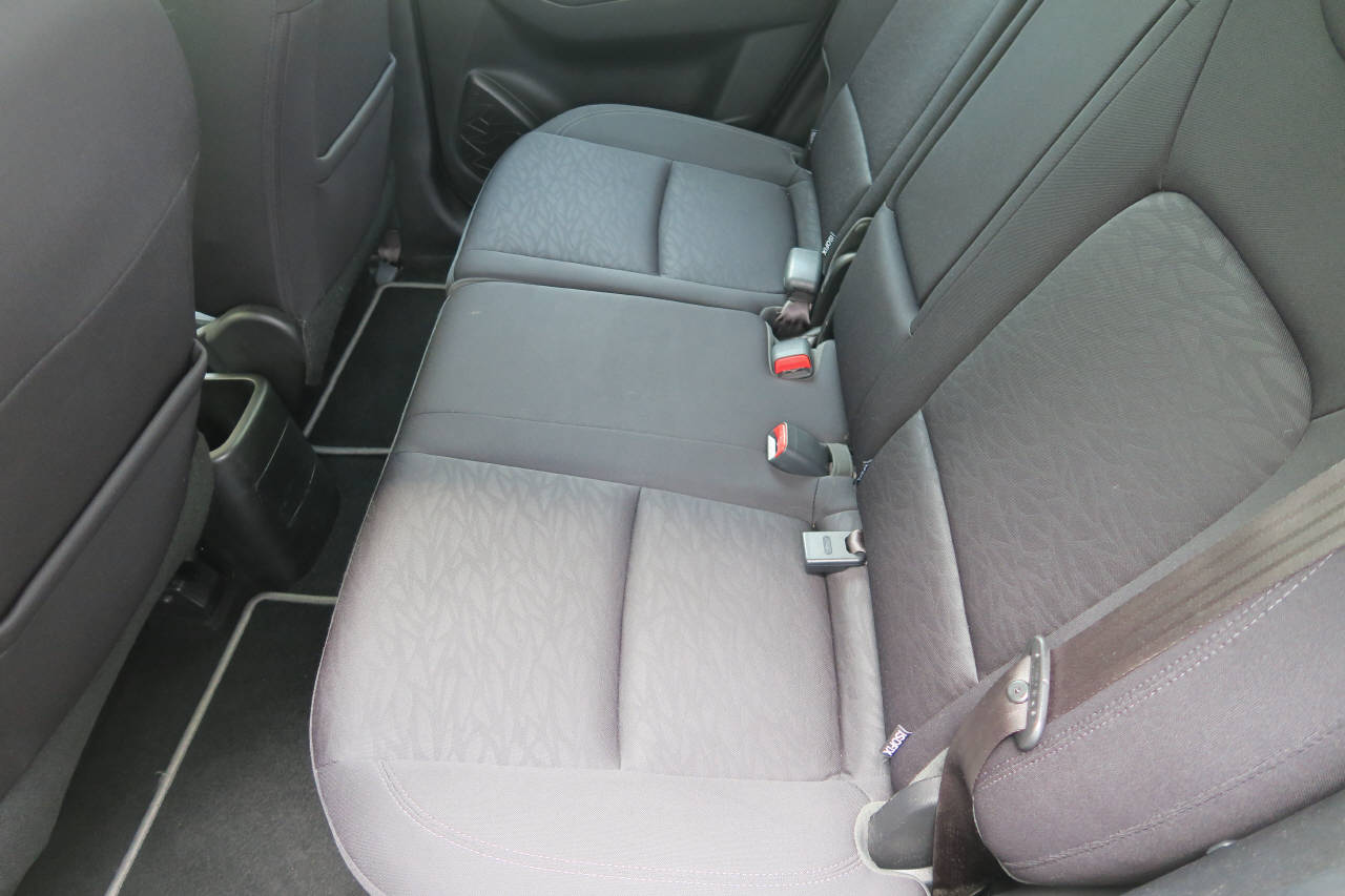 HYUNDAI ix20 1.6 Amplia-image-12
