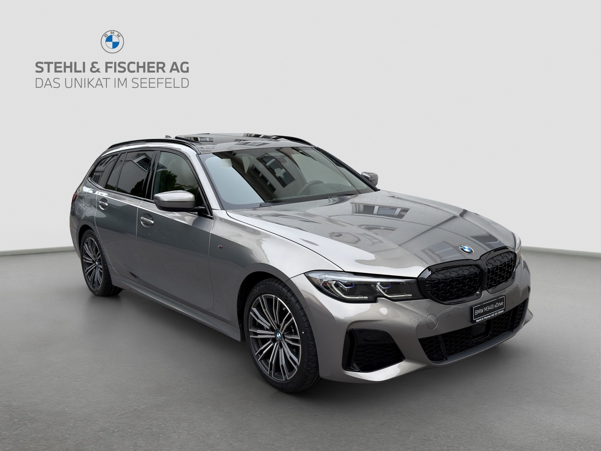 BMW M340i xDrive 48V Touring Steptronic-image-3
