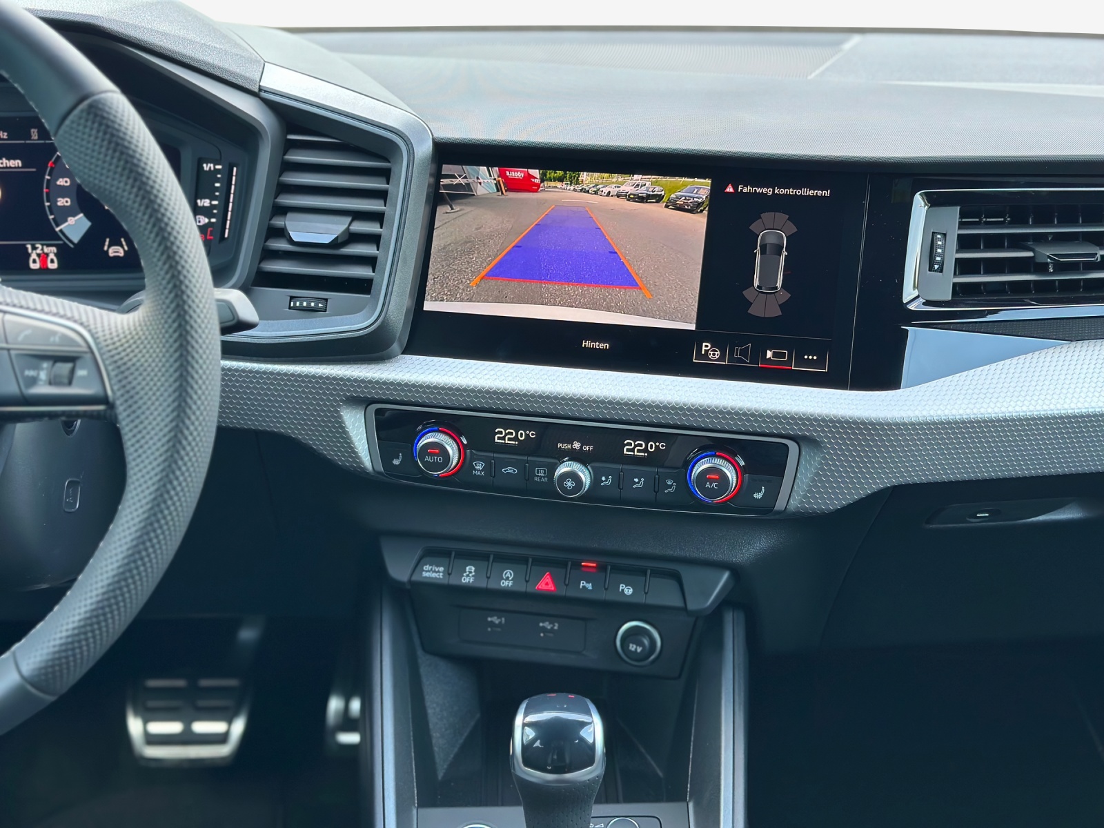 AUDI A1 Sportback 30 TFSI S Line Attraction S-tronic-image-10