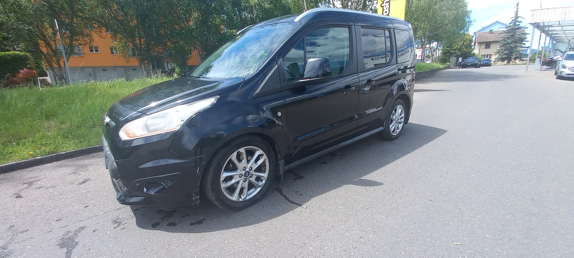 FORD Tourneo Connect 1.6 TDCi Titanium-image-4