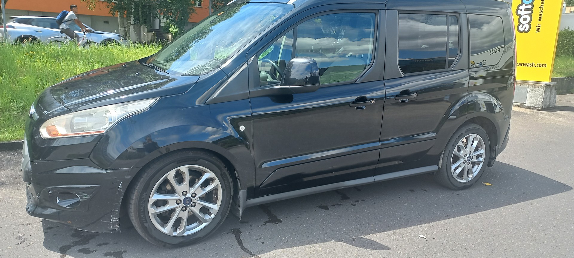 FORD Tourneo Connect 1.6 TDCi Titanium-image-11