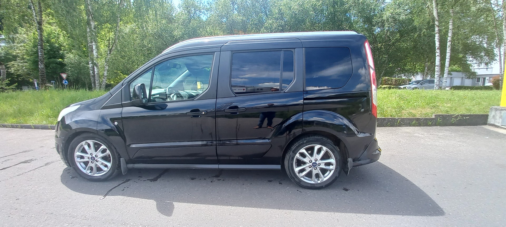 FORD Tourneo Connect 1.6 TDCi Titanium-image-3