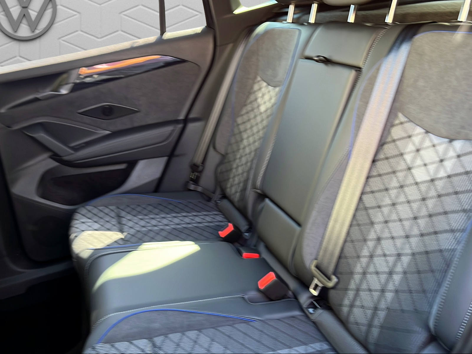 VW Tiguan 2.0 TSI DSG R-Line United 4Motion-image-12