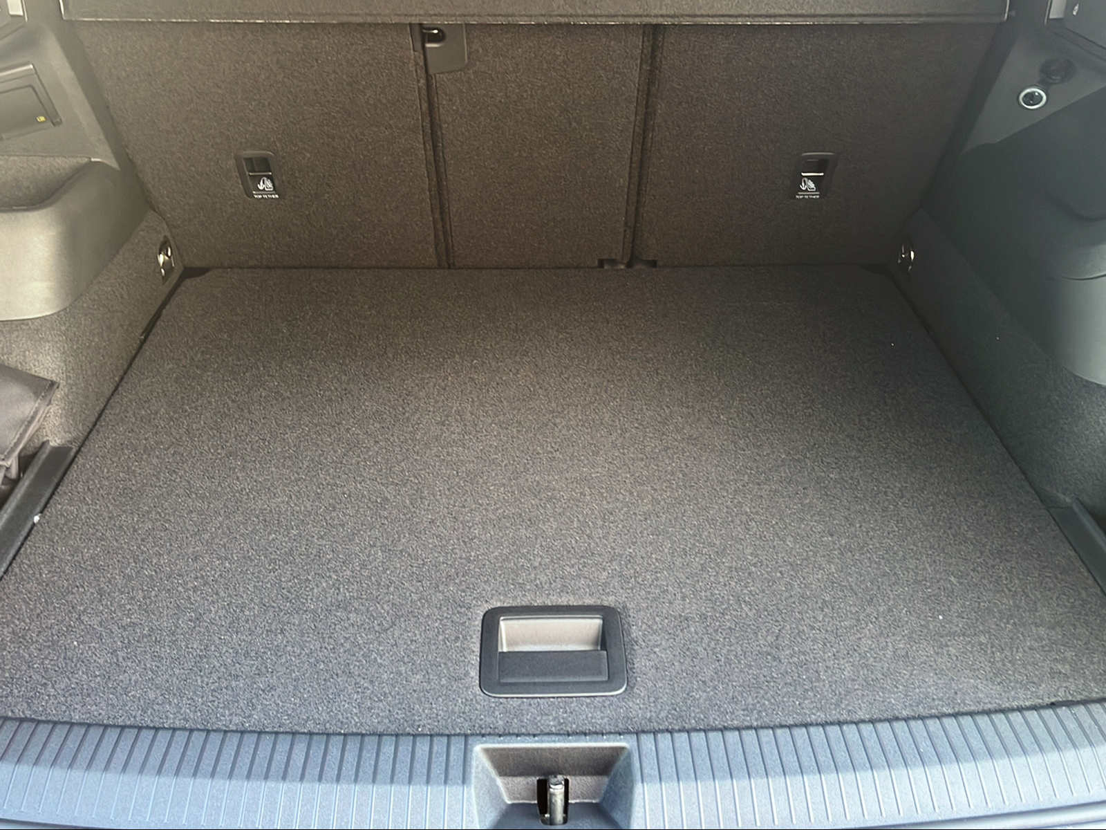 VW Tiguan 2.0 TSI DSG R-Line United 4Motion-image-13