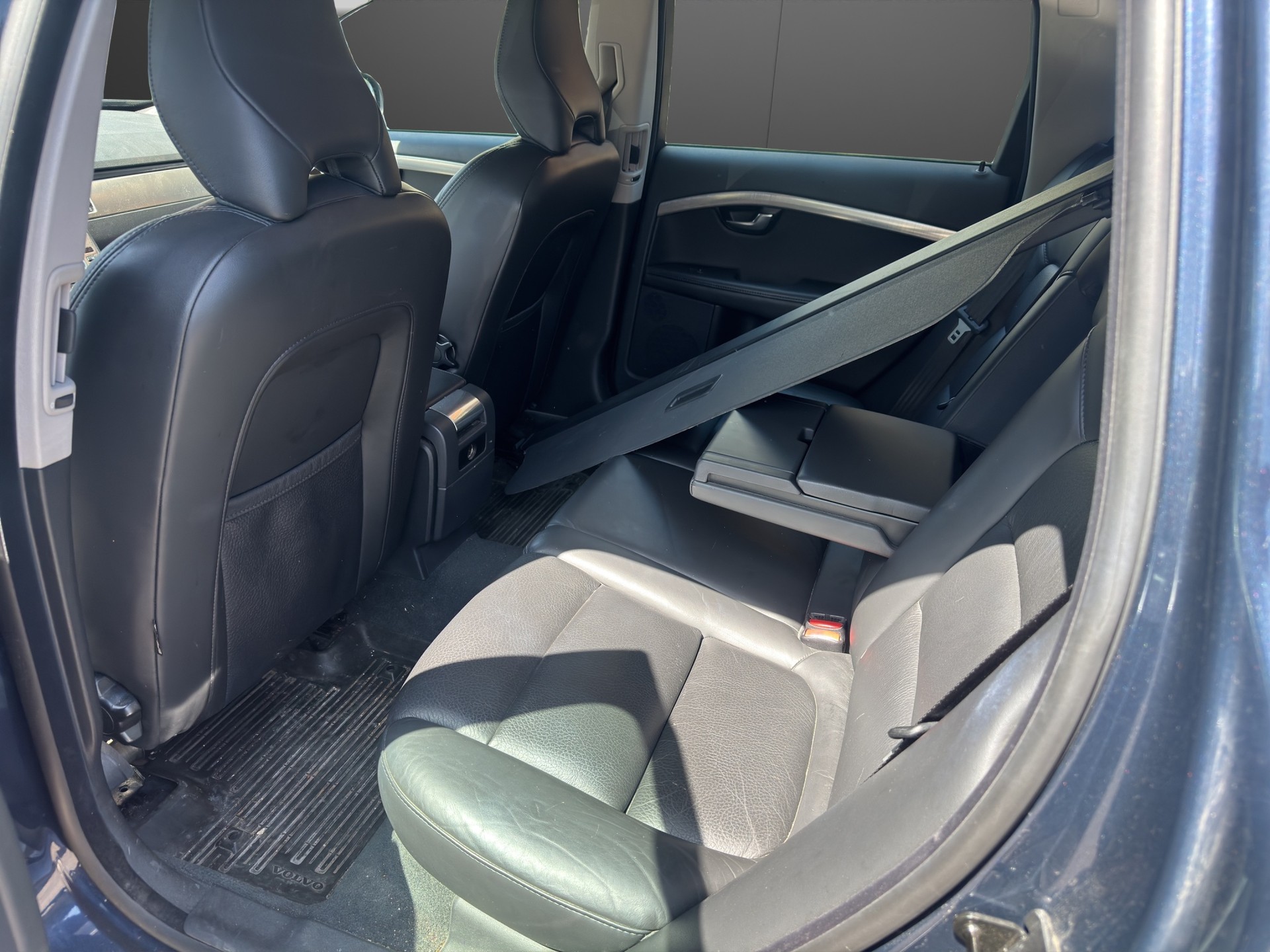 VOLVO V70 2.0T Sailor Powershift-image-10