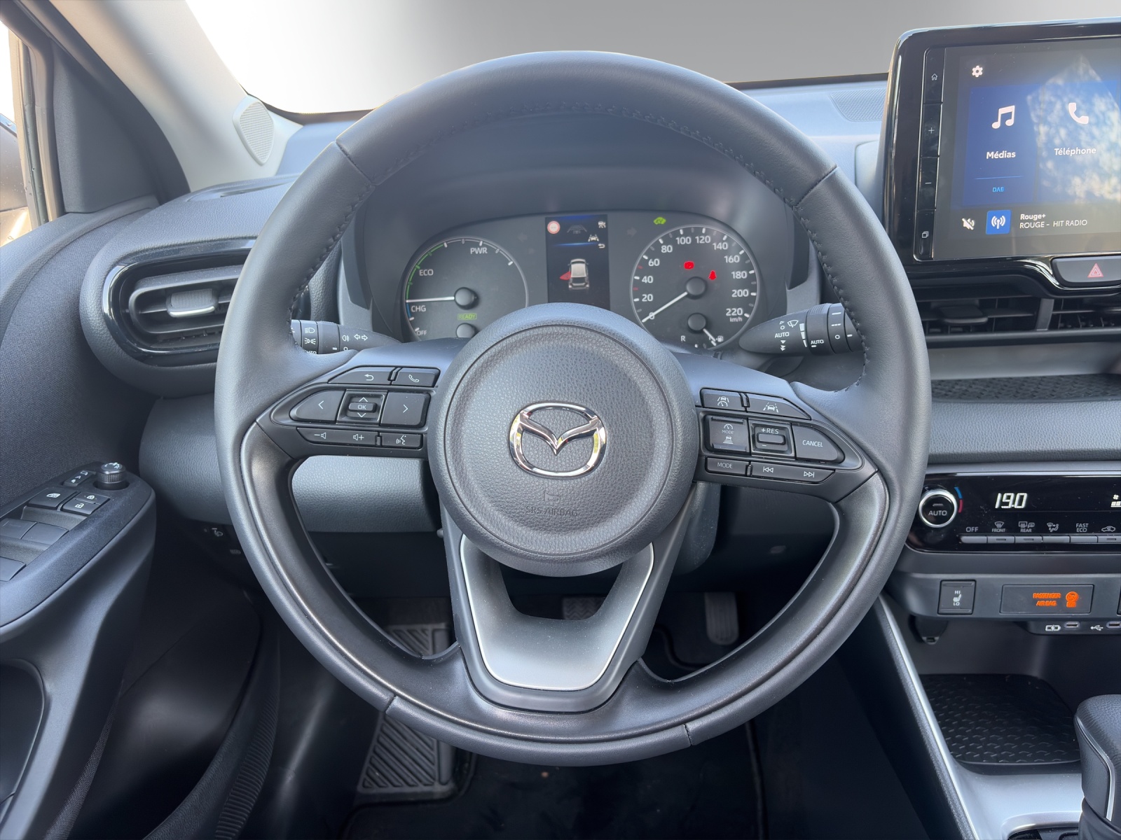 MAZDA 2 Hybrid Exclusive-line-image-7