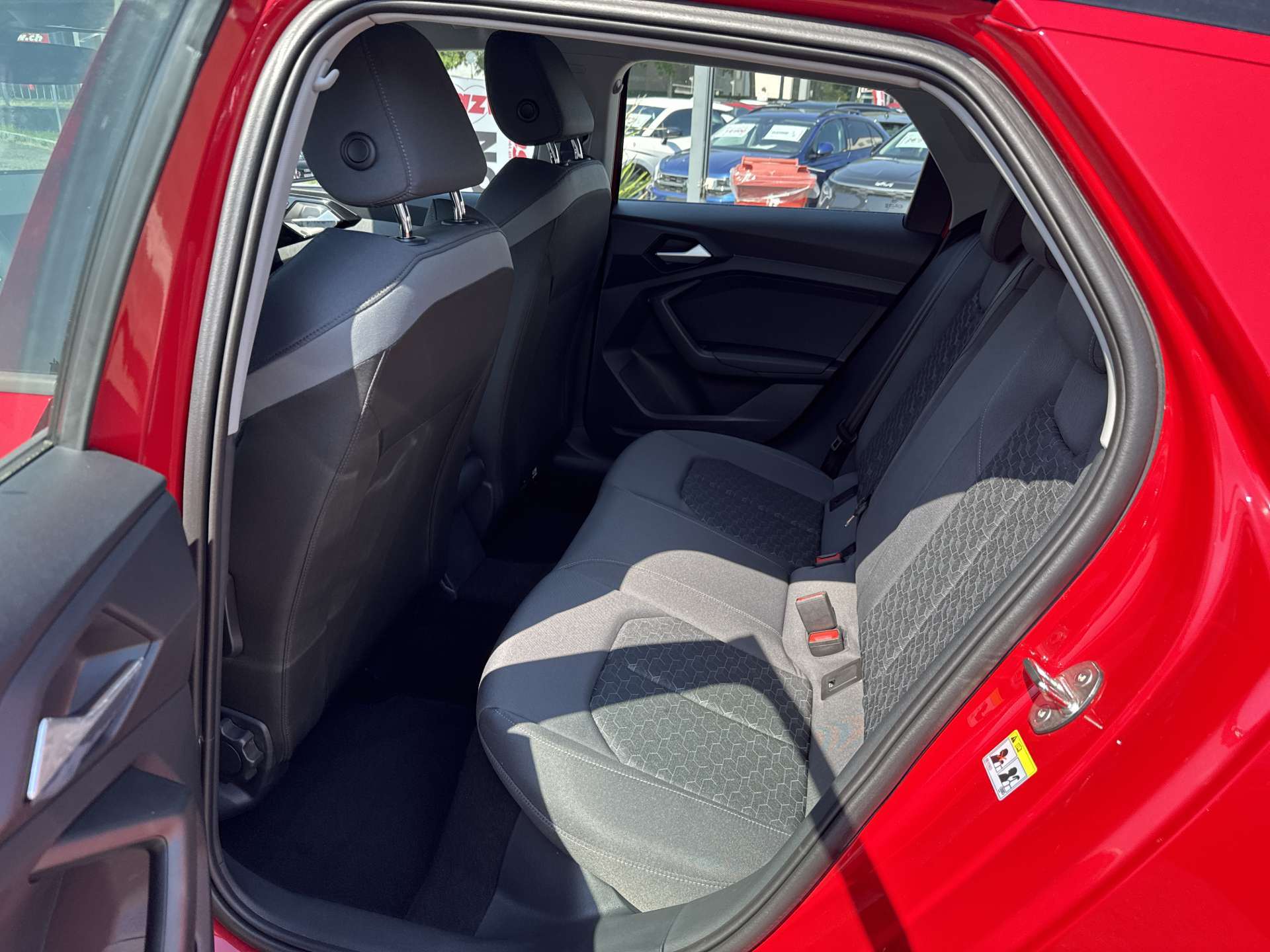 AUDI A1 Sportback 30 TFSi S-Line S-Tronic Automat-image-6