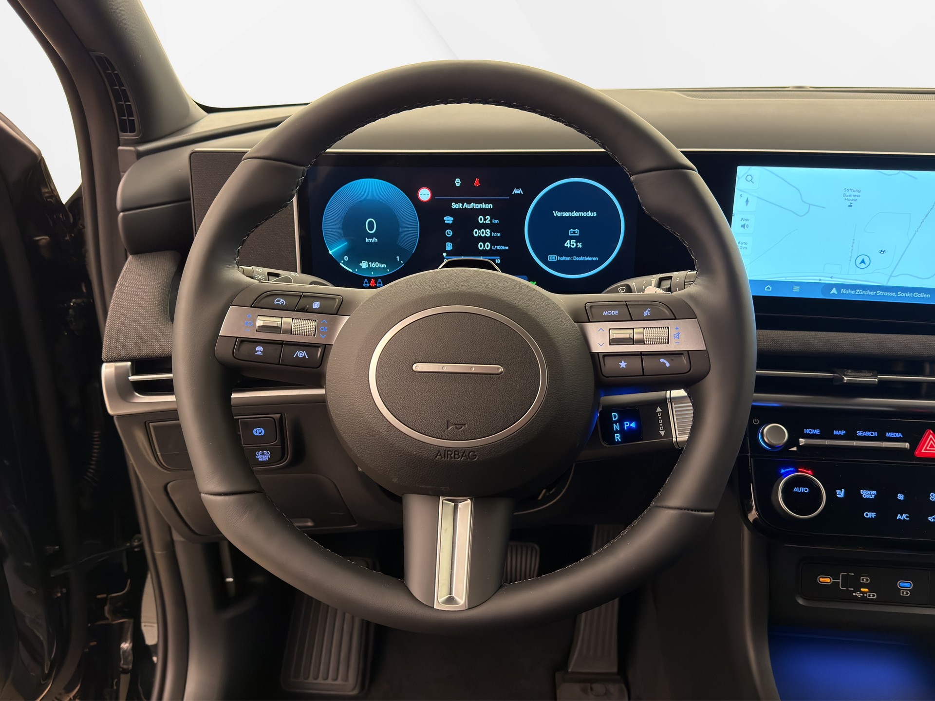 HYUNDAI Tucson 1.6 T-GDi HEV Origo Blacl Line-image-7