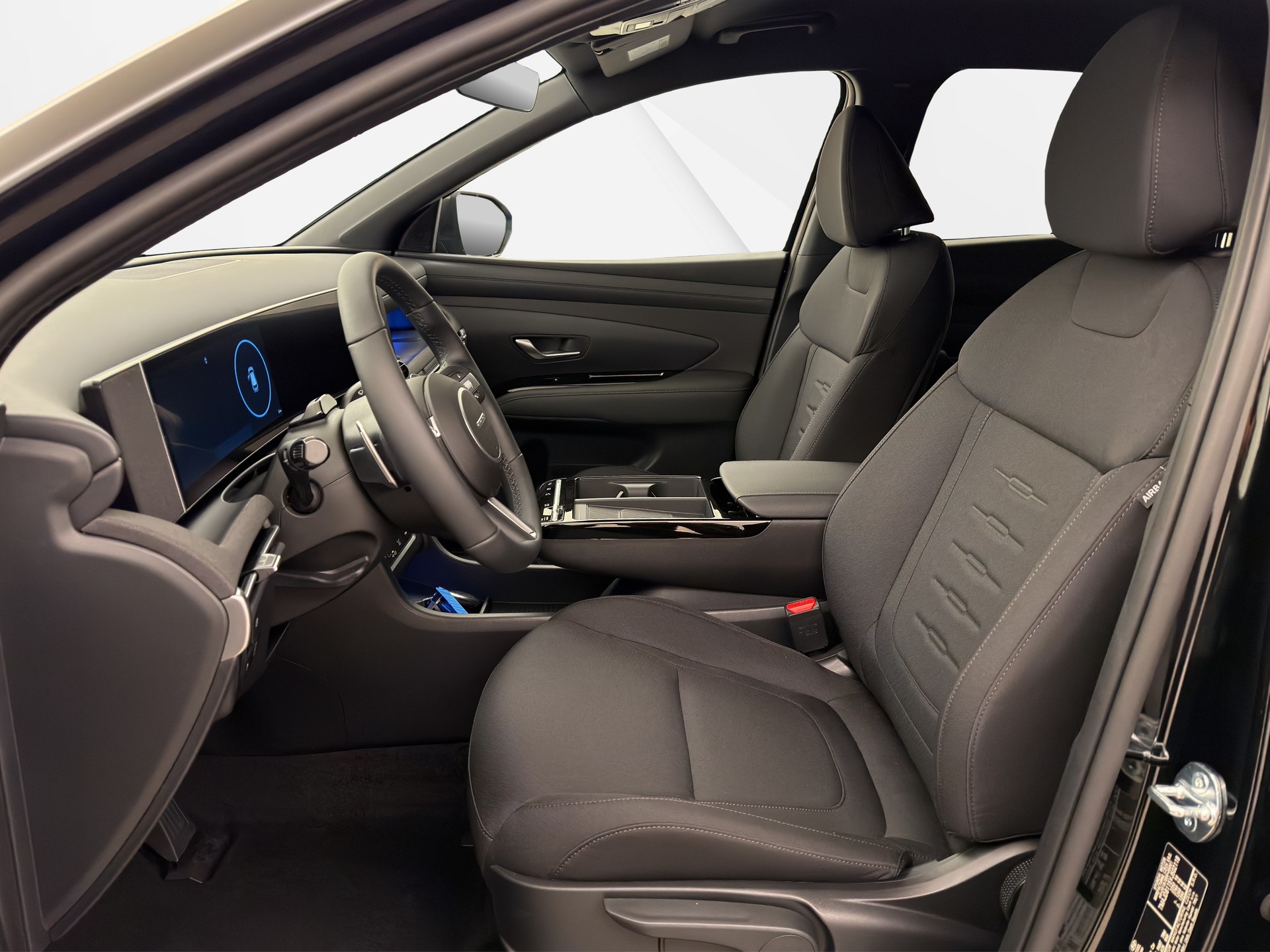 HYUNDAI Tucson 1.6 T-GDi HEV Origo Blacl Line-image-6