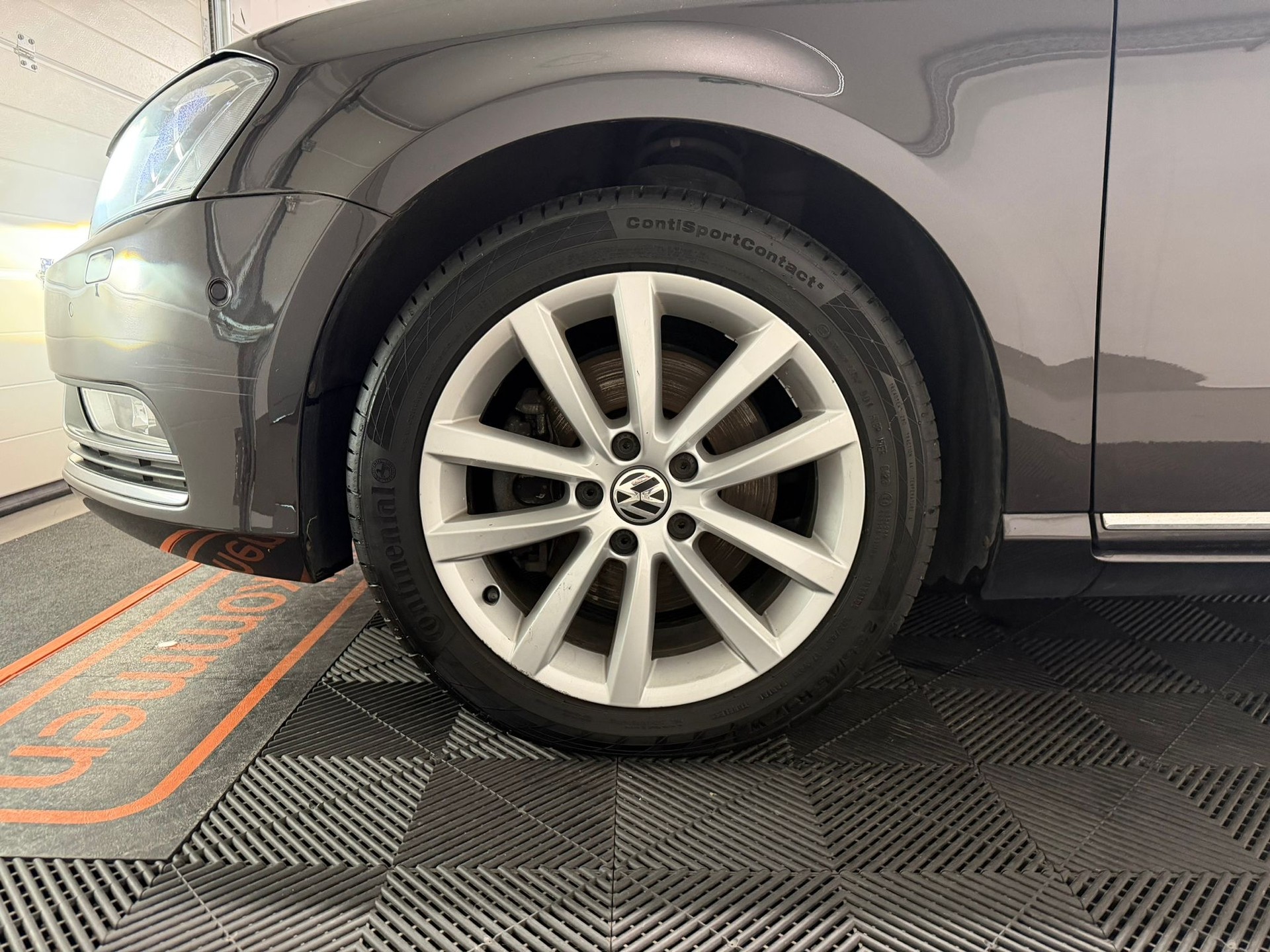 VW Passat Variant 2.0 TDI BMT Highline 4MDSG-image-6