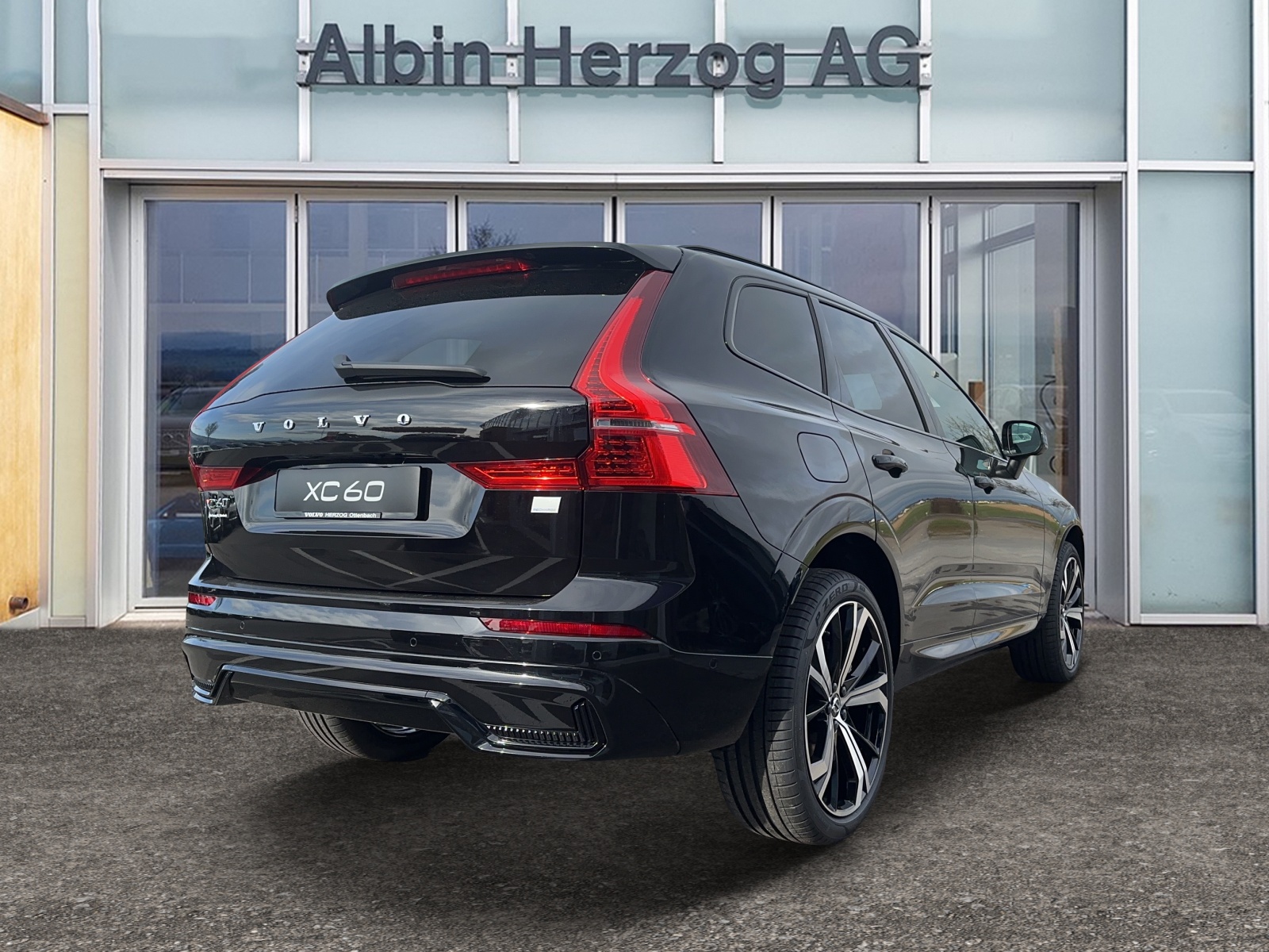 VOLVO XC60 2.0 T6 TE Ultimate Dark eAWD-image-3
