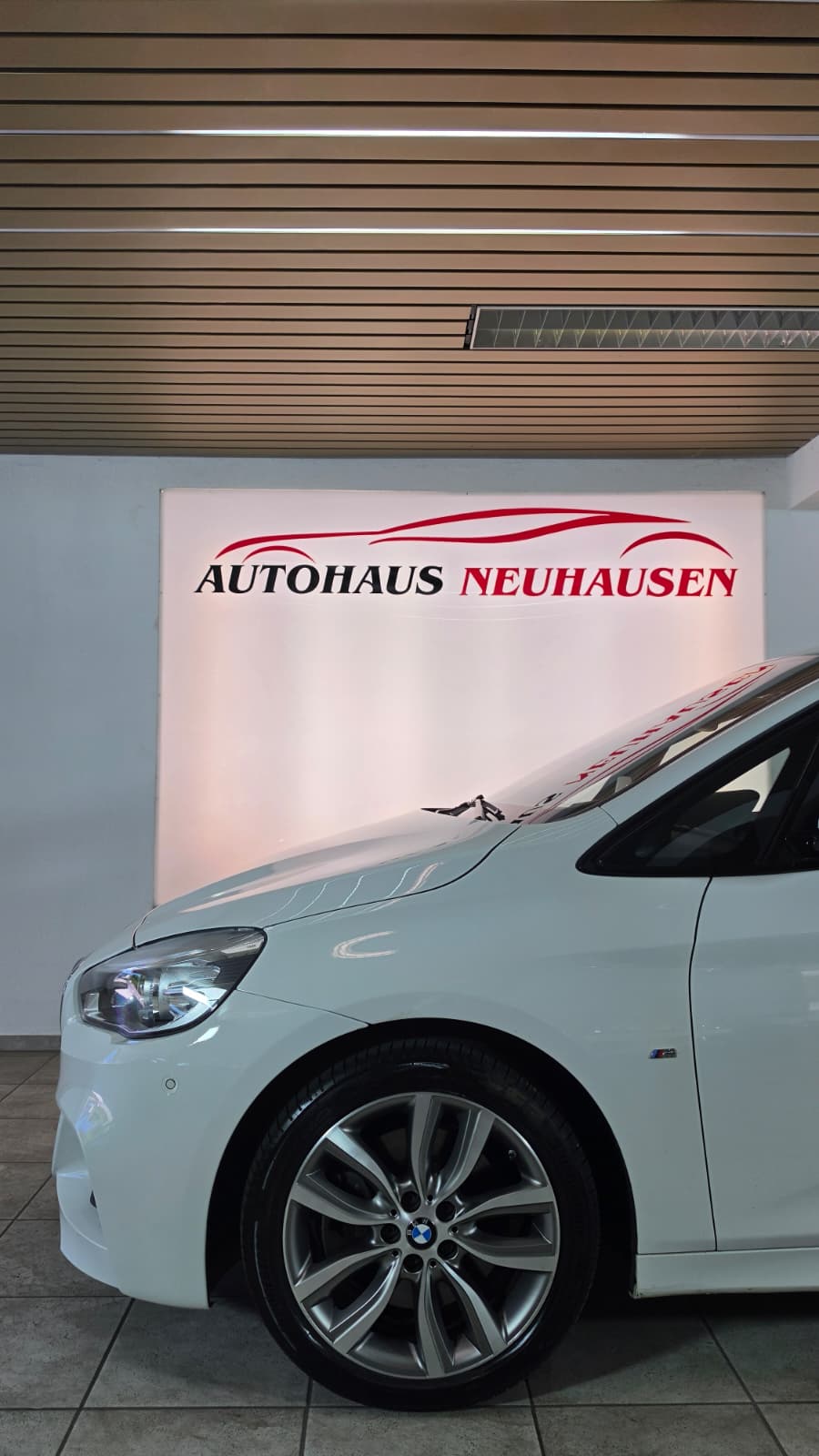 BMW 225i xDrive Active Tourer M Sport Steptronic Top Zustand, Schweizer Fahrzeug, Frisch ab MFK und Frisch ab Service-image-4