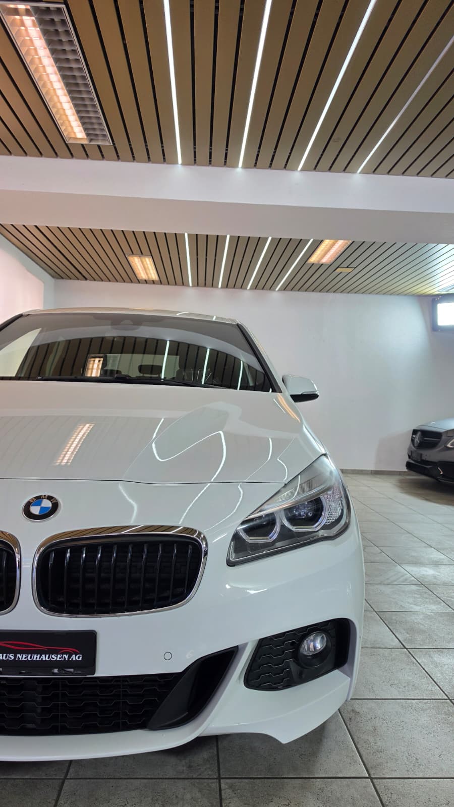 BMW 225i xDrive Active Tourer M Sport Steptronic Top Zustand, Schweizer Fahrzeug, Frisch ab MFK und Frisch ab Service-image-2