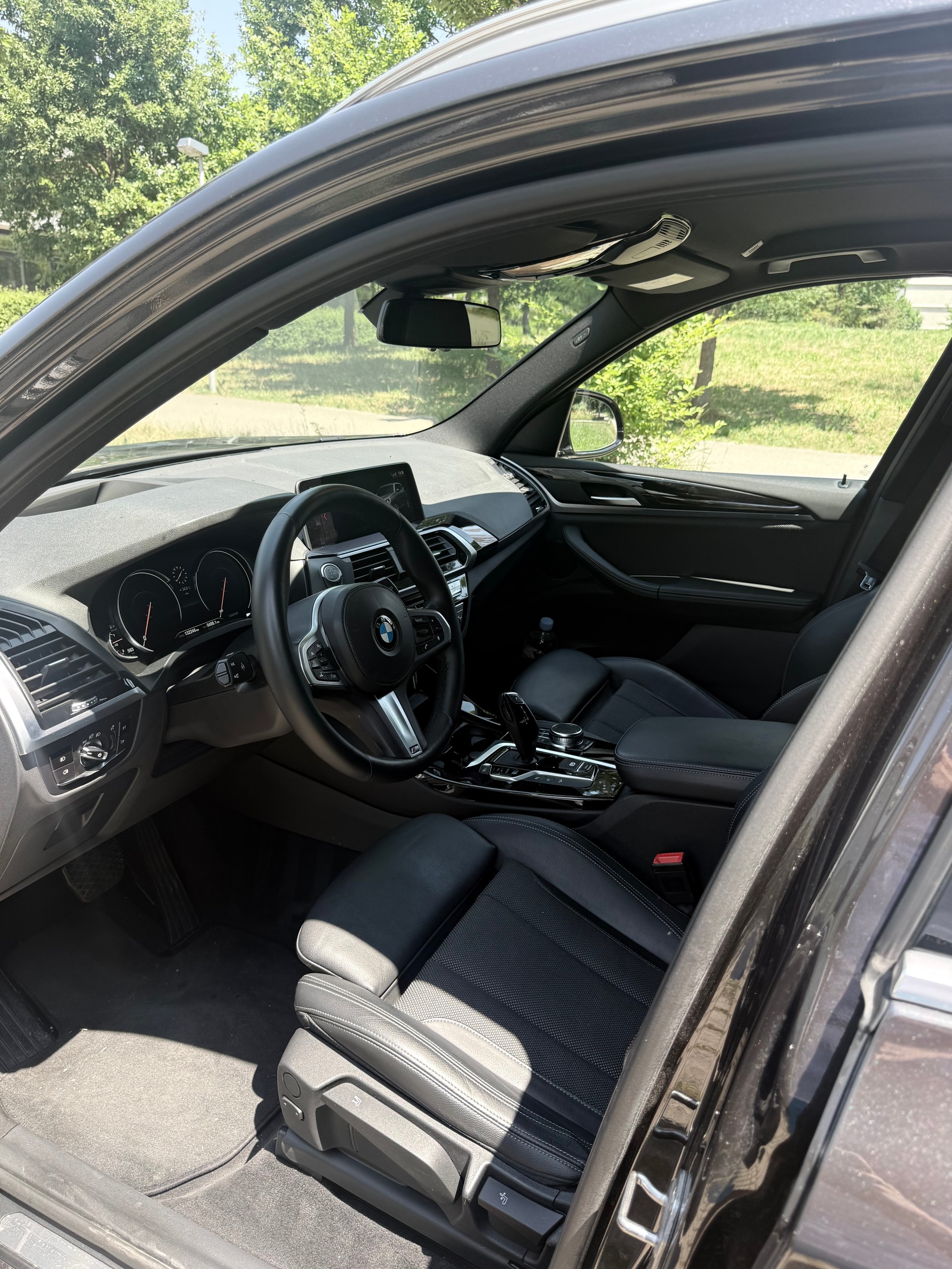 BMW X3 20d xDrive-image-10