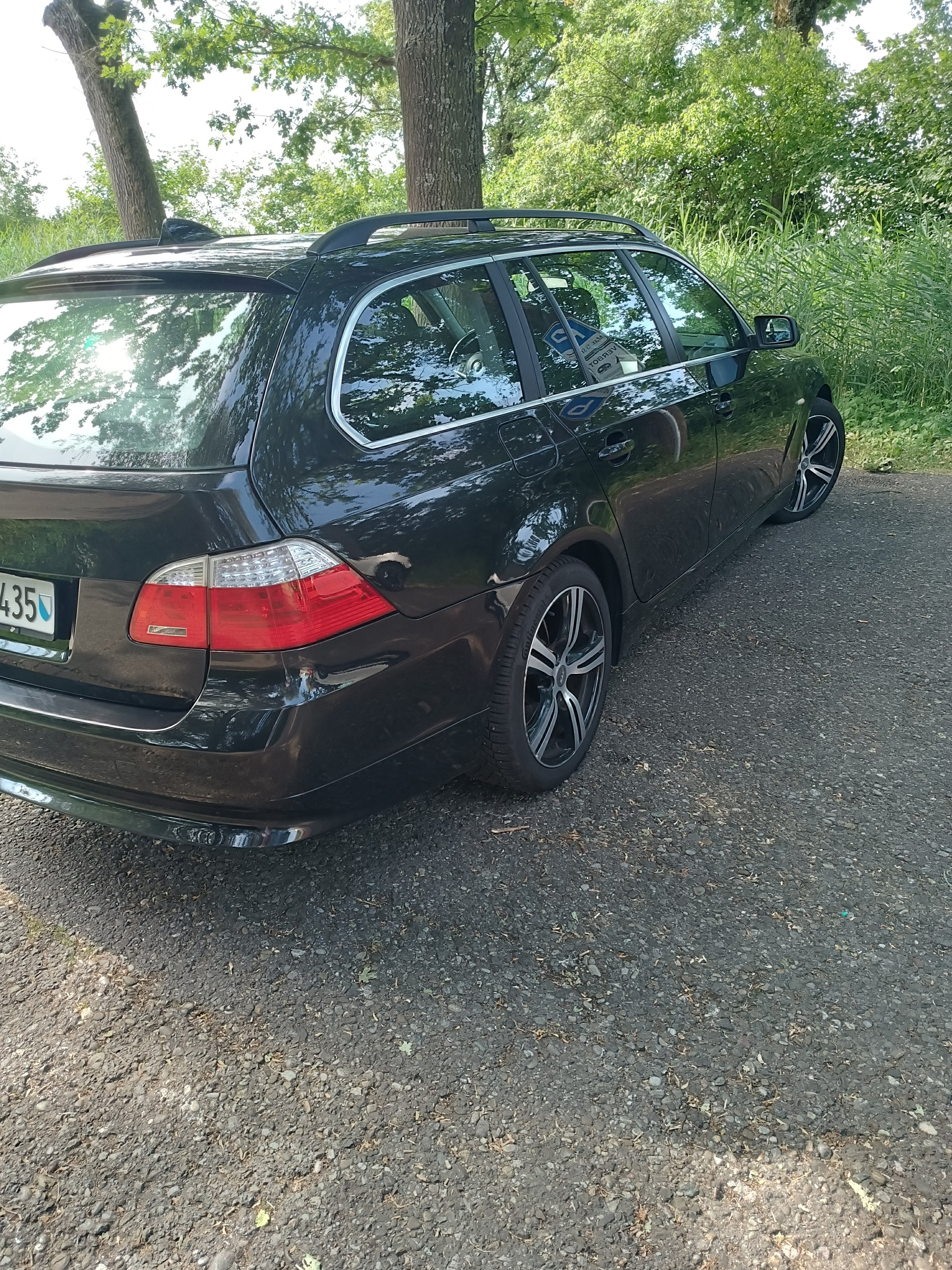 BMW 530d Premium Business-image-4