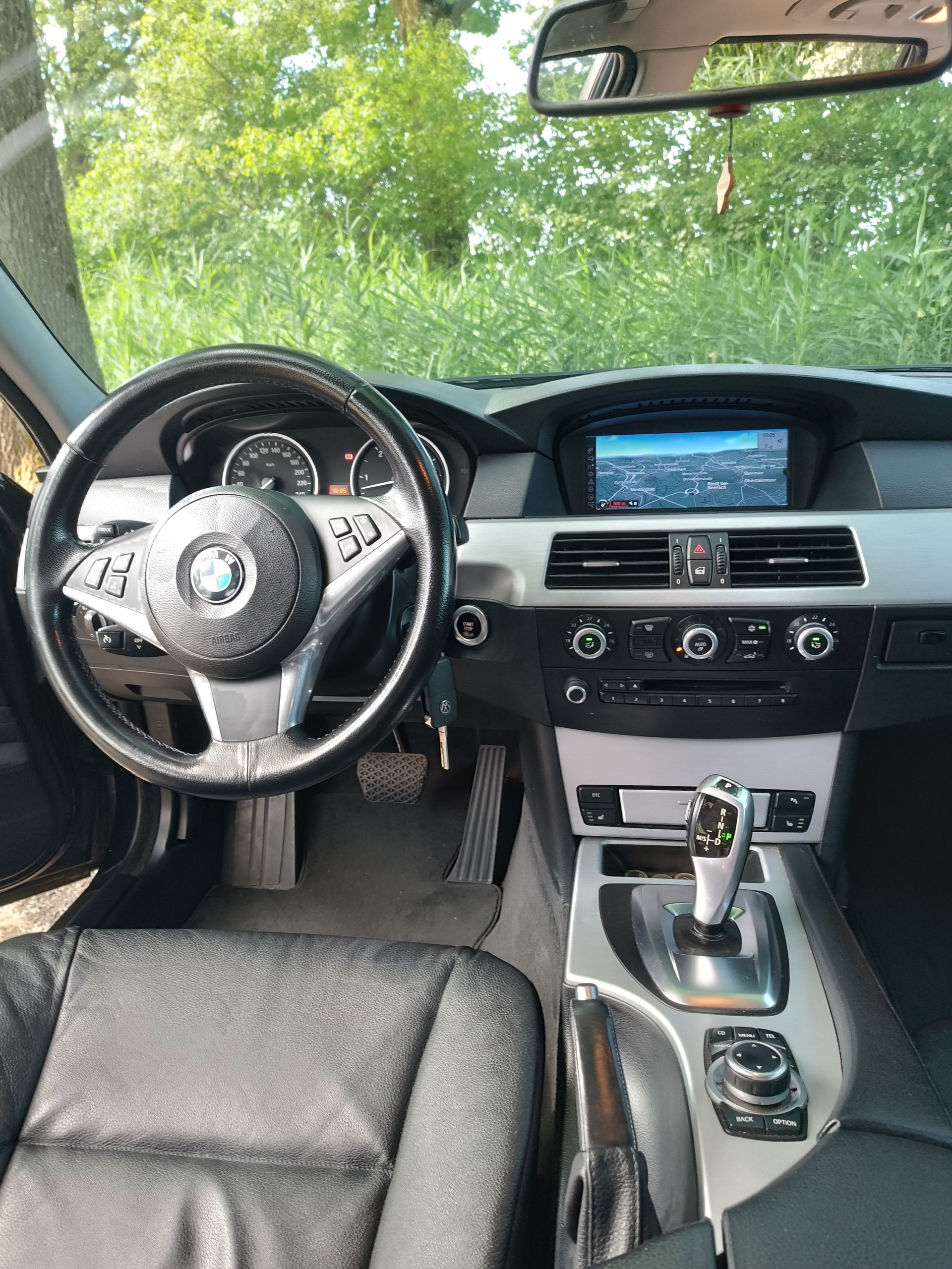 BMW 530d Premium Business-image-6