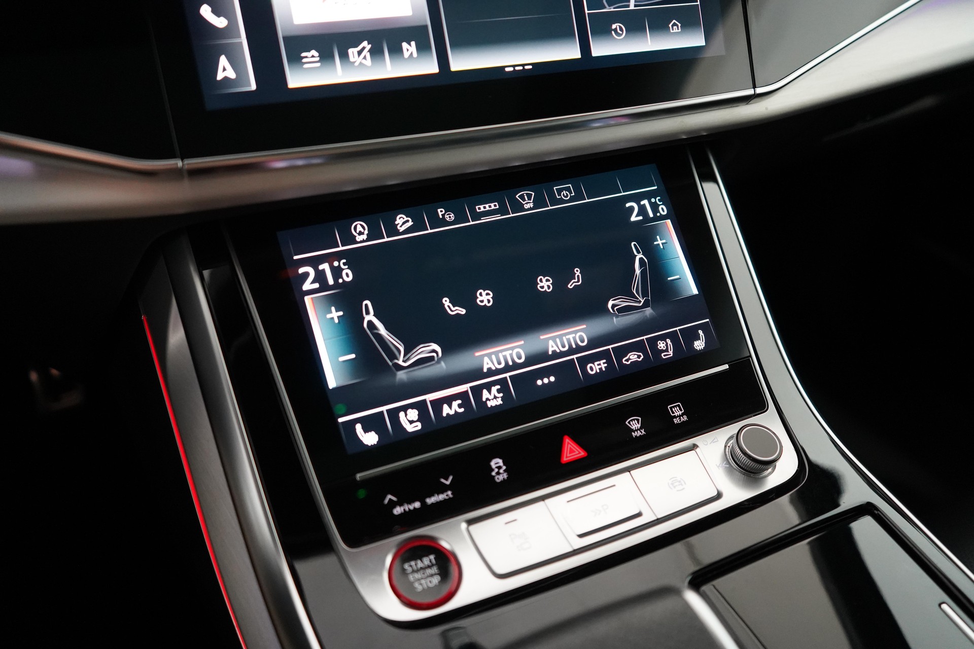 AUDI SQ7 4.0 V8 TFSI quattro T-Tronic-image-12