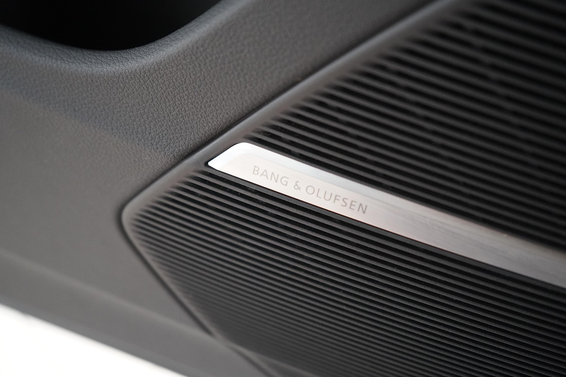 AUDI SQ7 4.0 V8 TFSI quattro T-Tronic-image-14